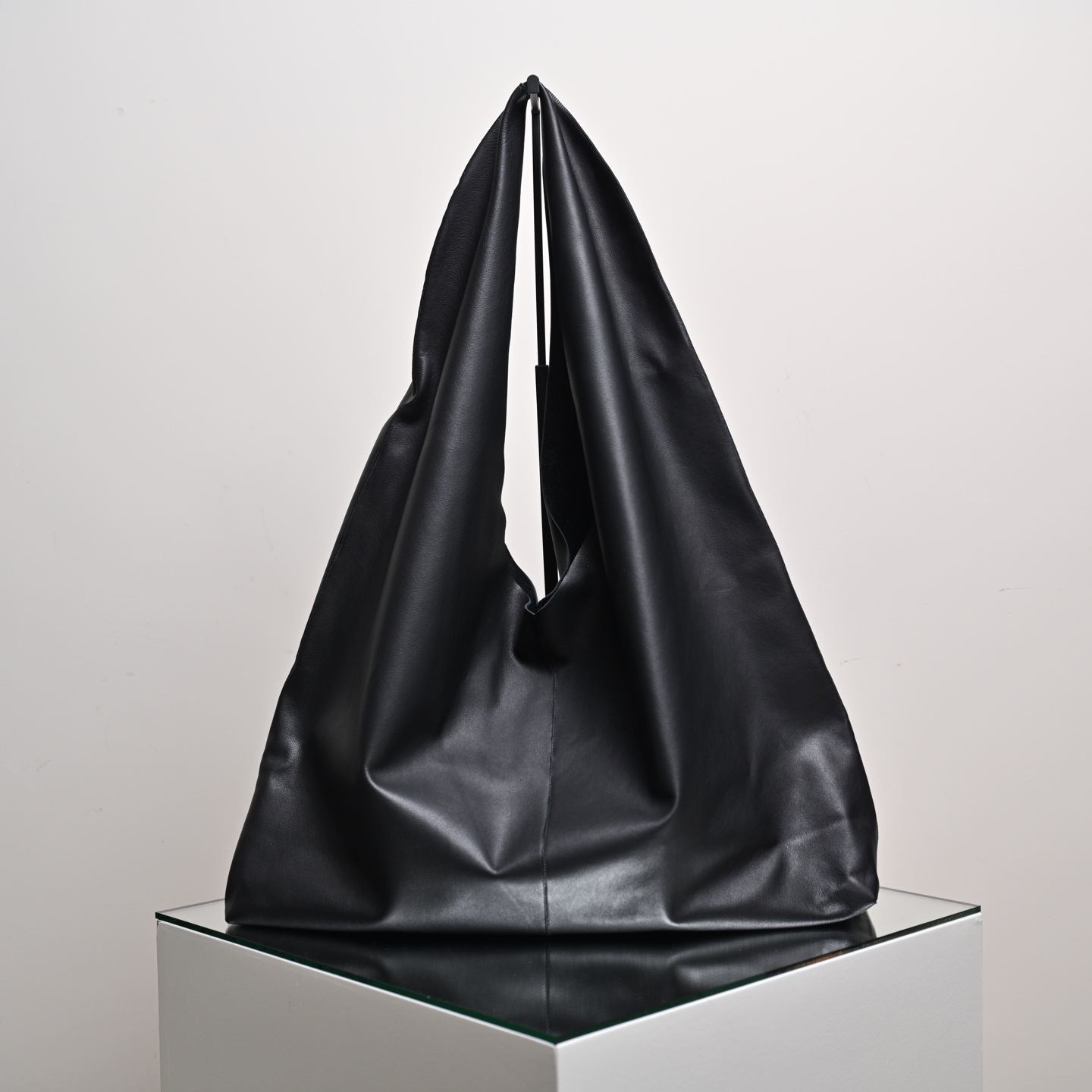 더로우 가방 75931 The Row Bag