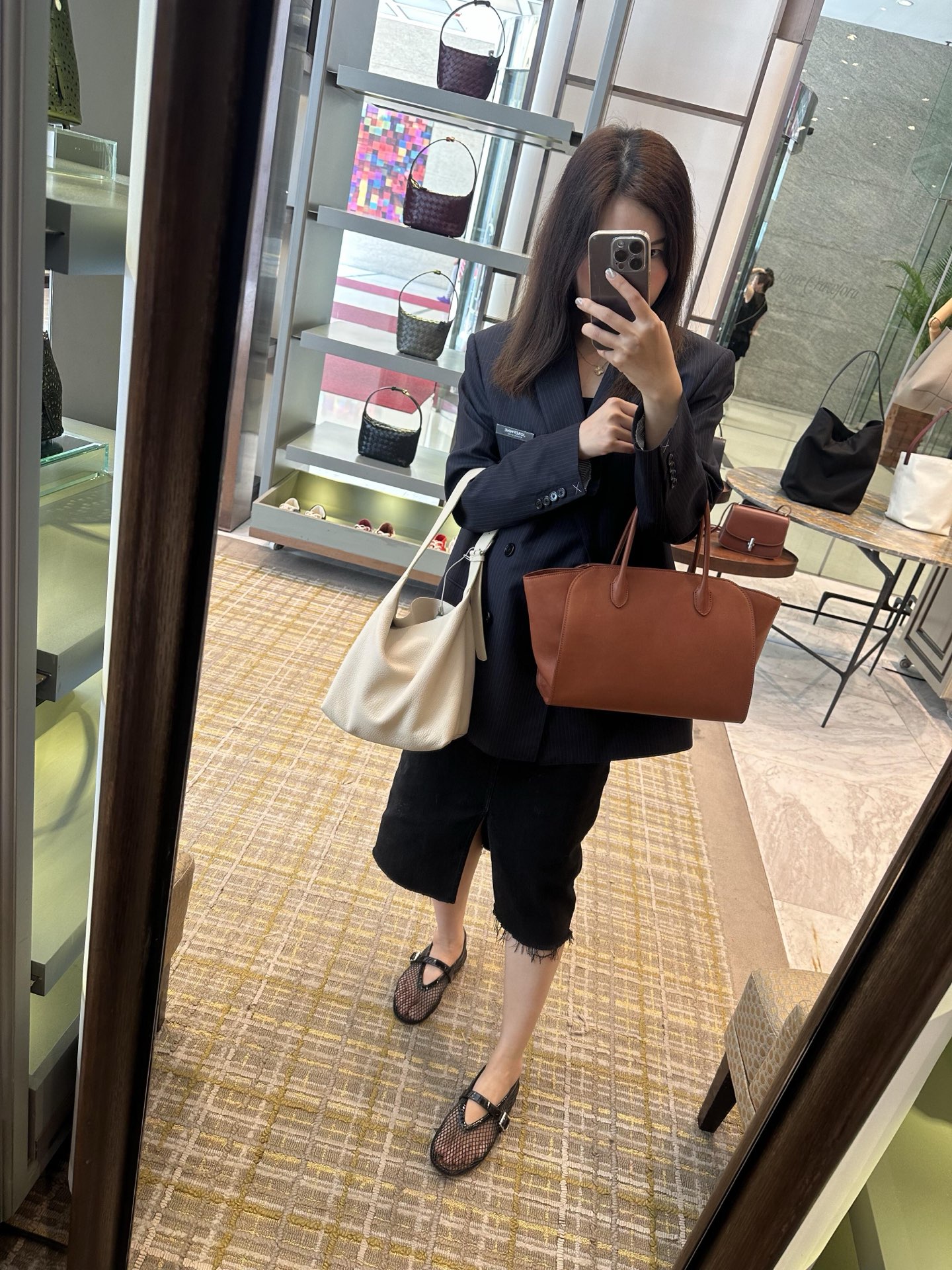 더로우 가방 Margaux The Row Bag