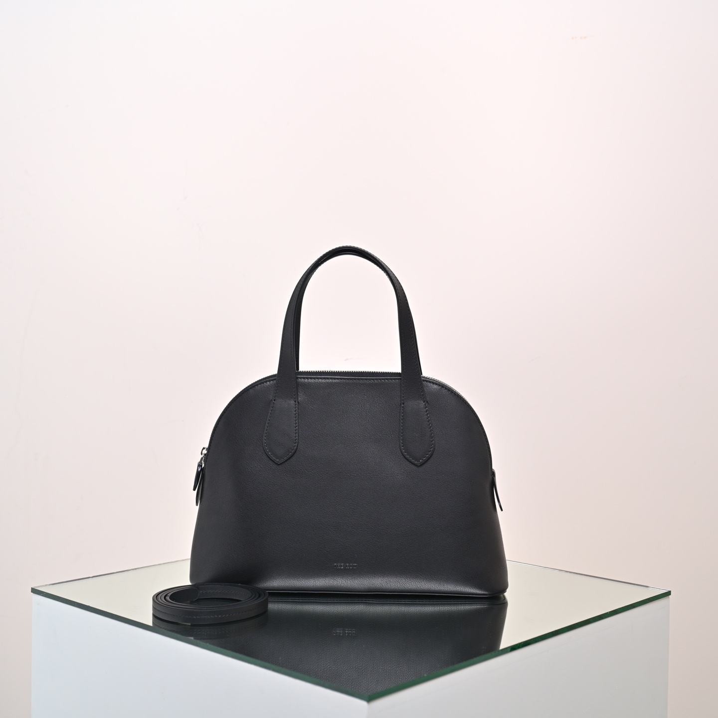 더로우 가방 75527 The Row Bag