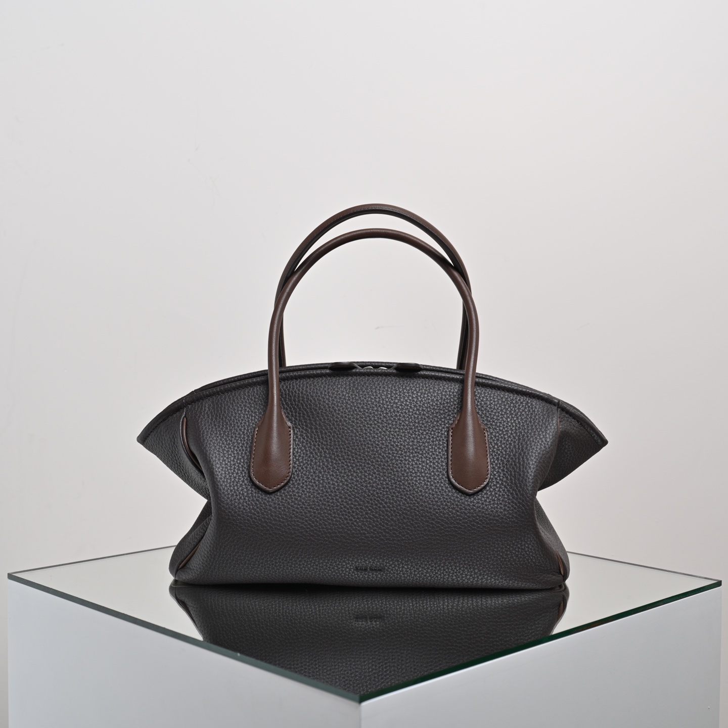 더로우 가방 75753 The Row Bag