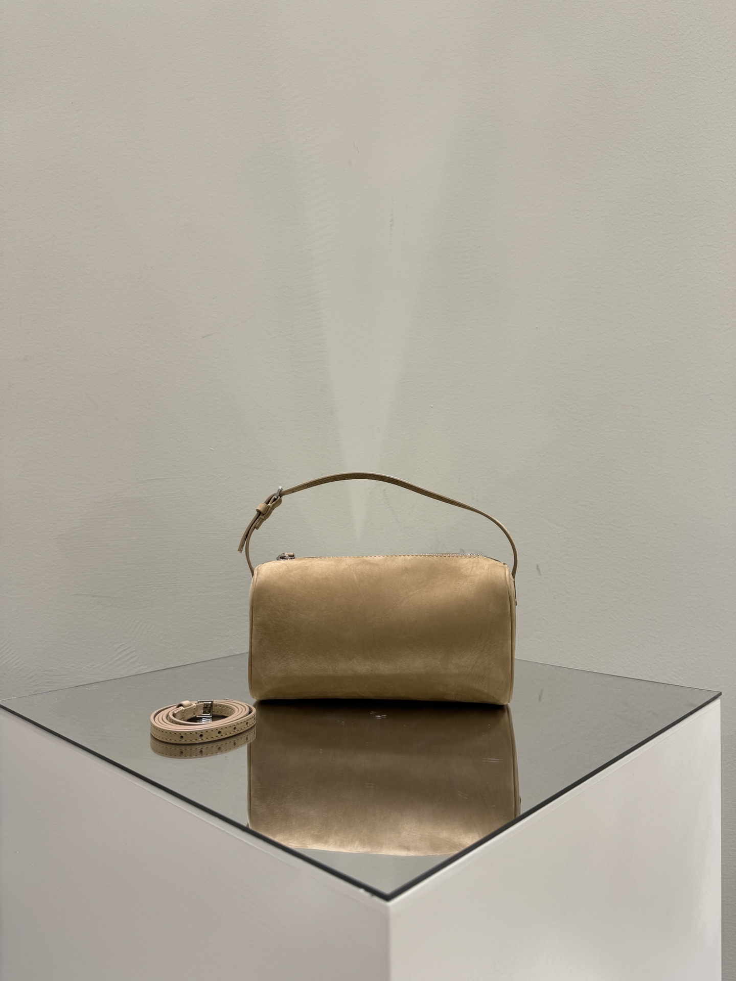 더로우 가방 75659 The Row Bag