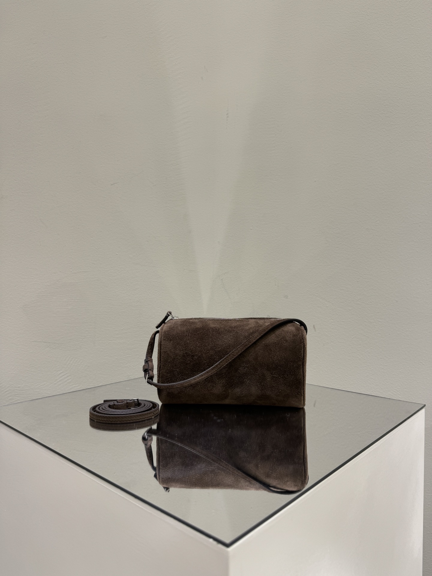 더로우 가방 75657 The Row Bag