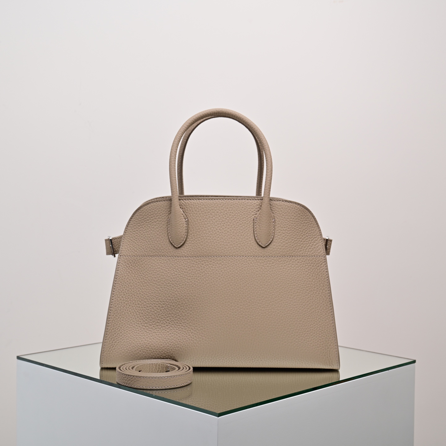 더로우 가방 75446 The Row Bag