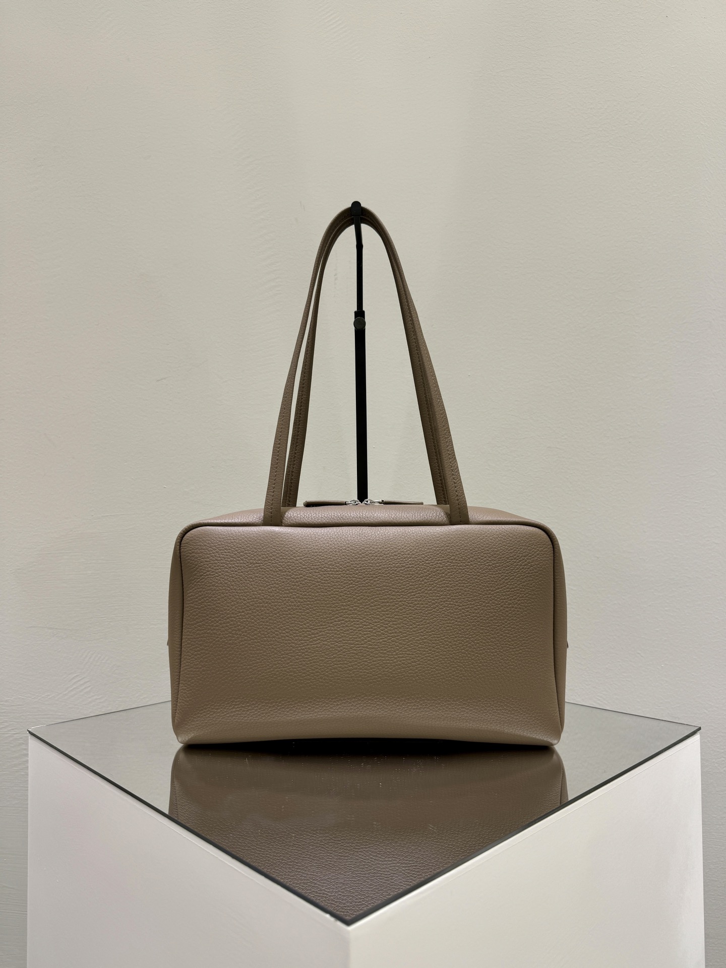 더로우 가방 75607 The Row Bag