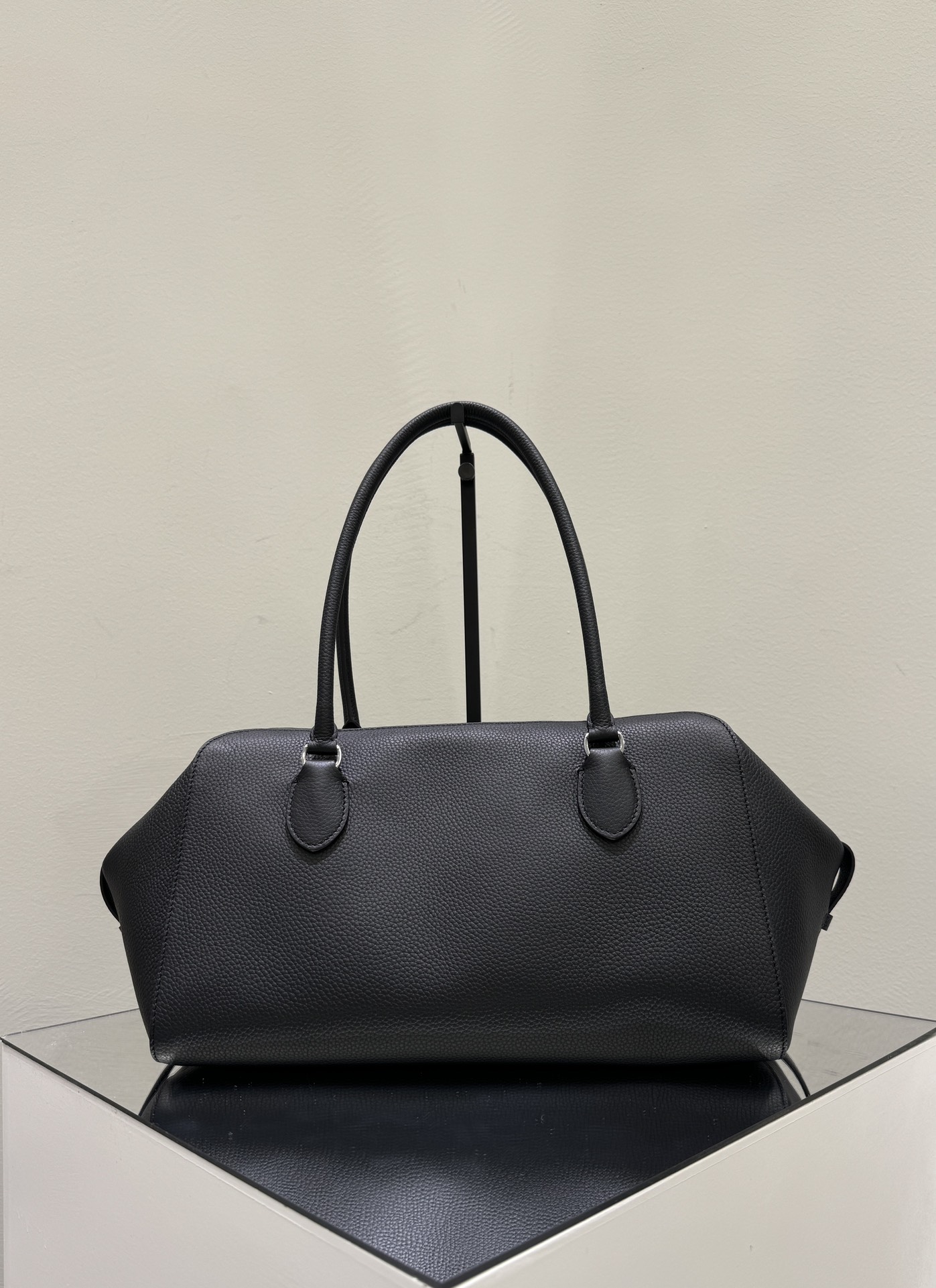 더로우 가방 75714 The Row Bag