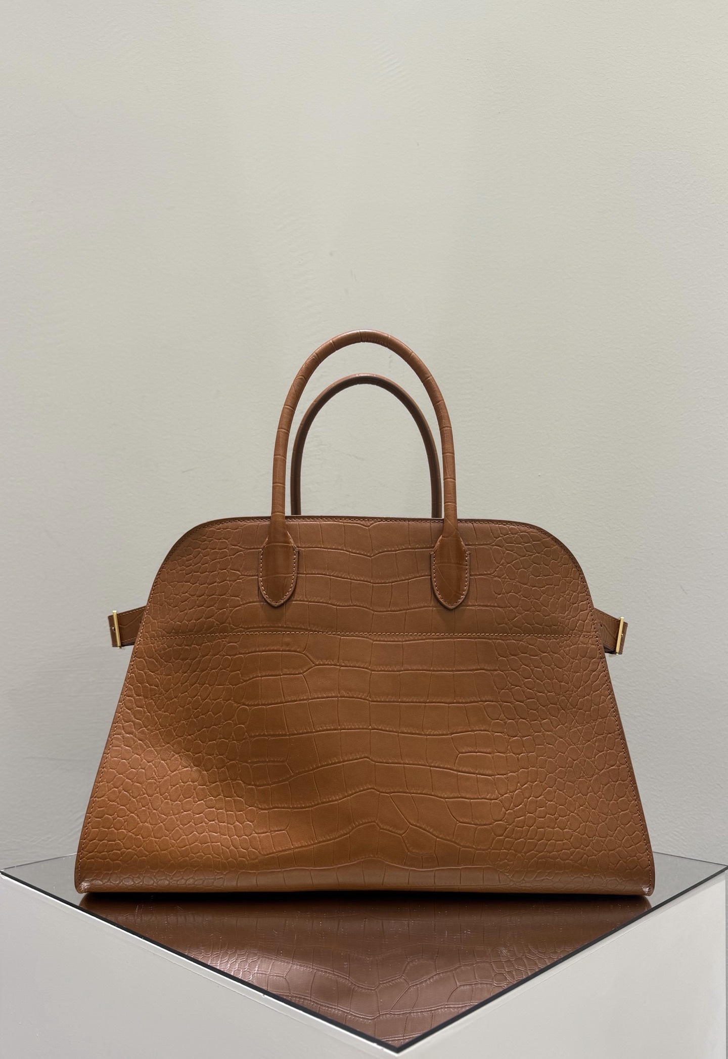 더로우 가방 75548 The Row Bag