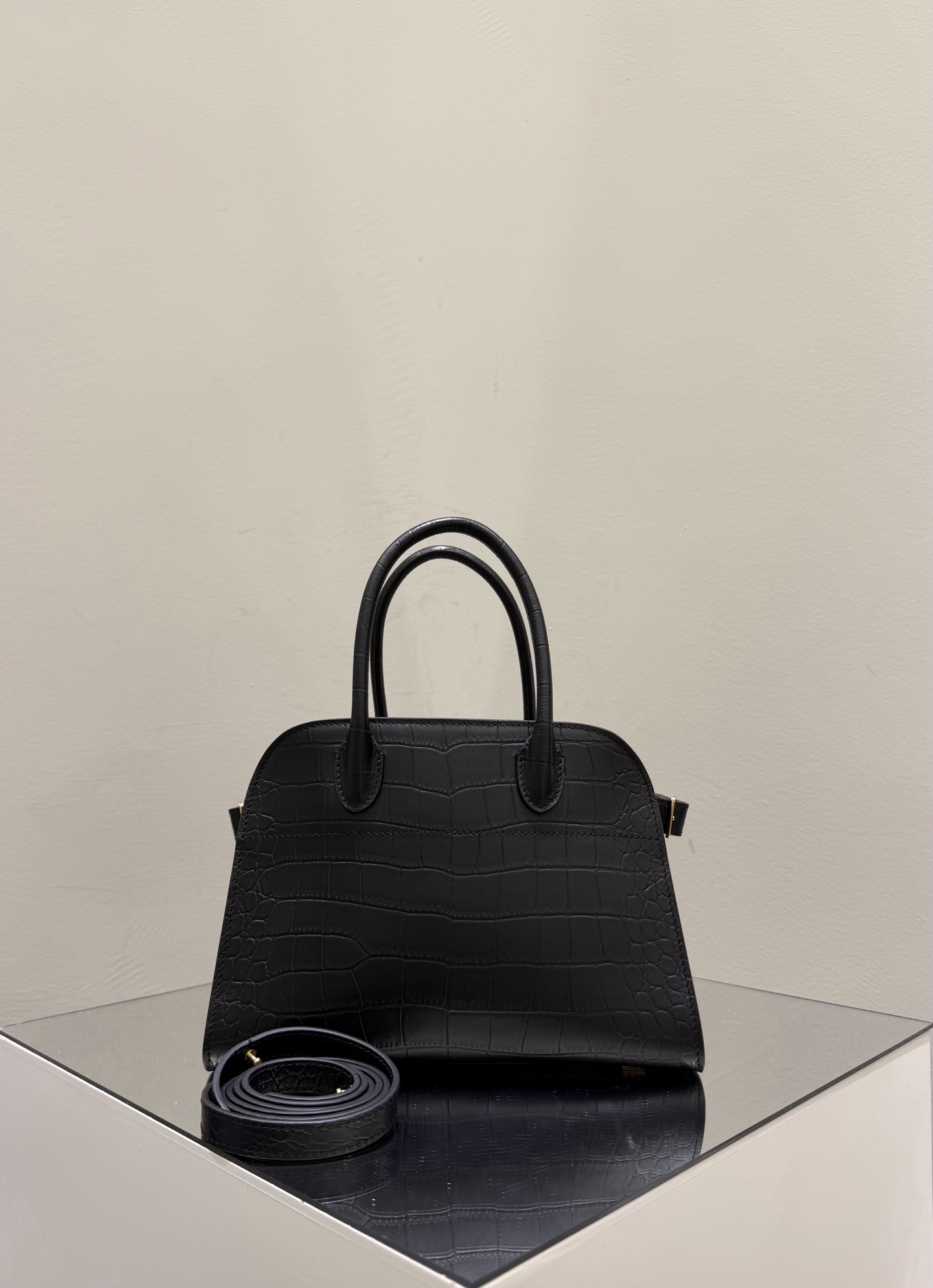 더로우 가방 75539 The Row Bag