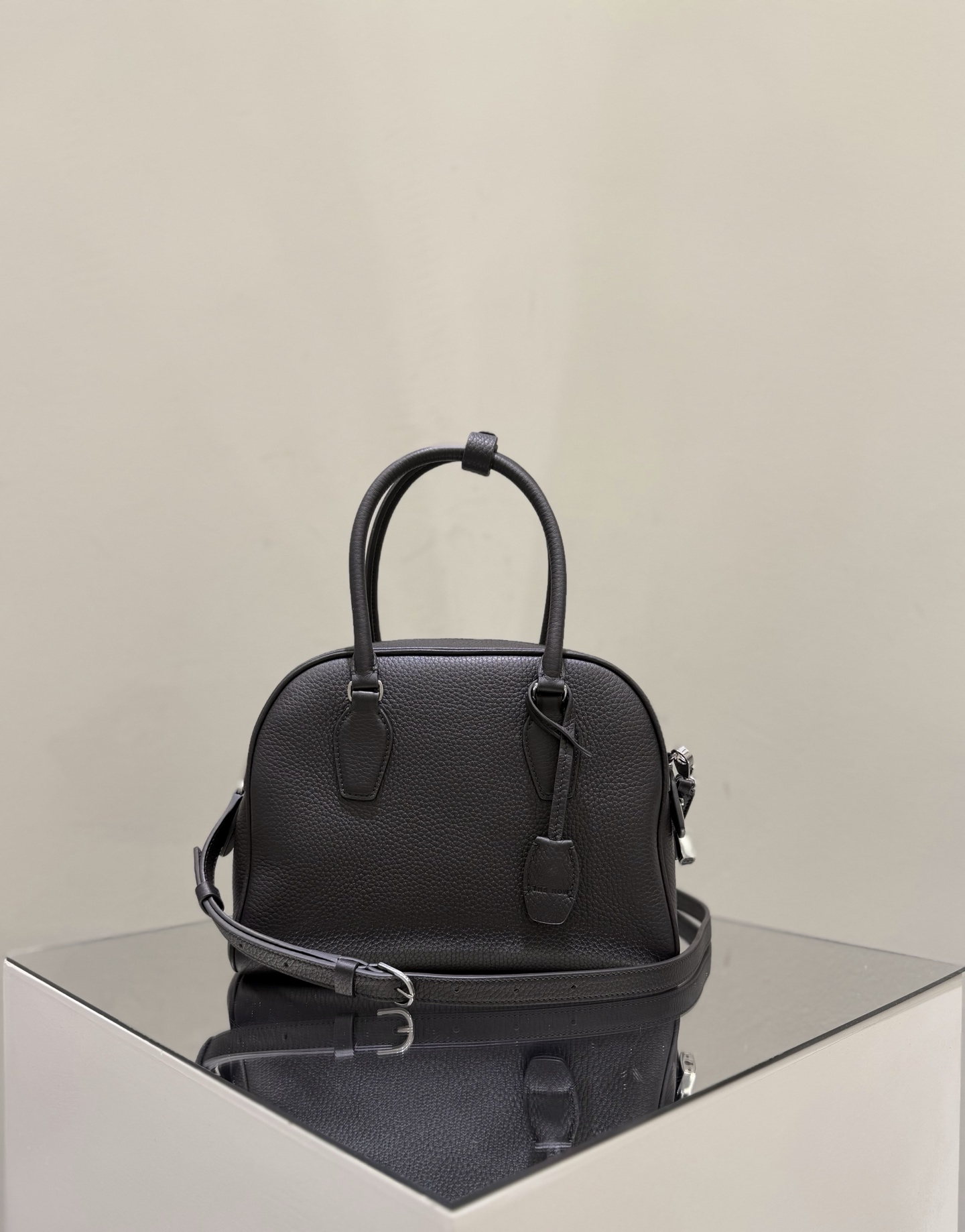 더로우 가방 75524 The Row Bag