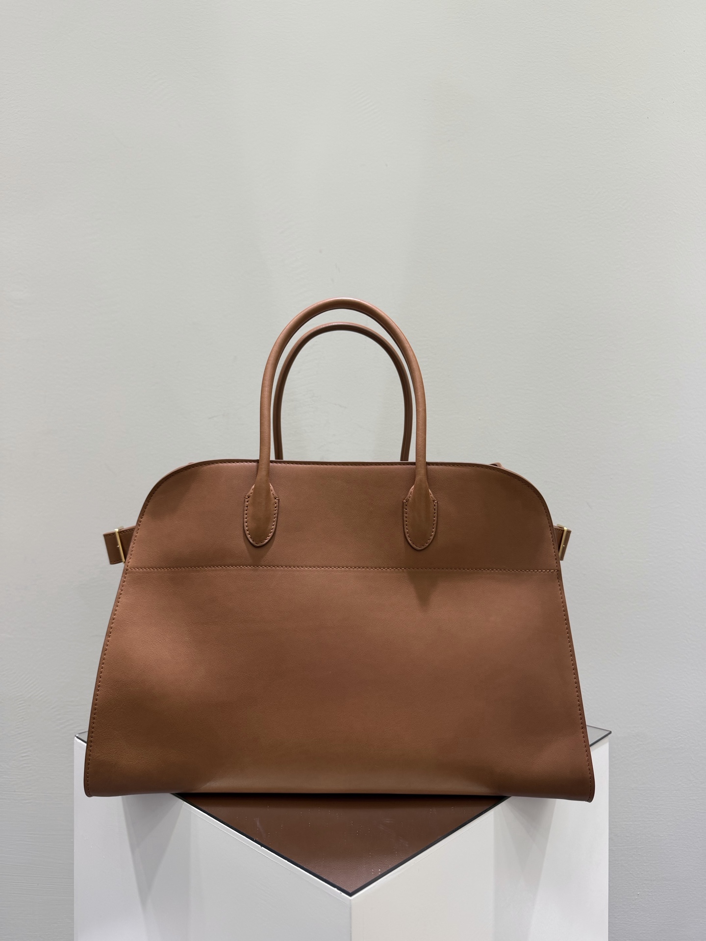 더로우 가방 75268 The Row Bag