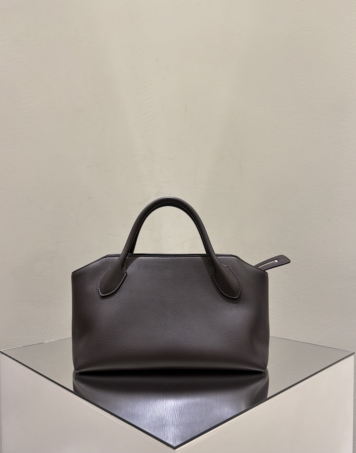 더로우 가방 75471 The Row Bag