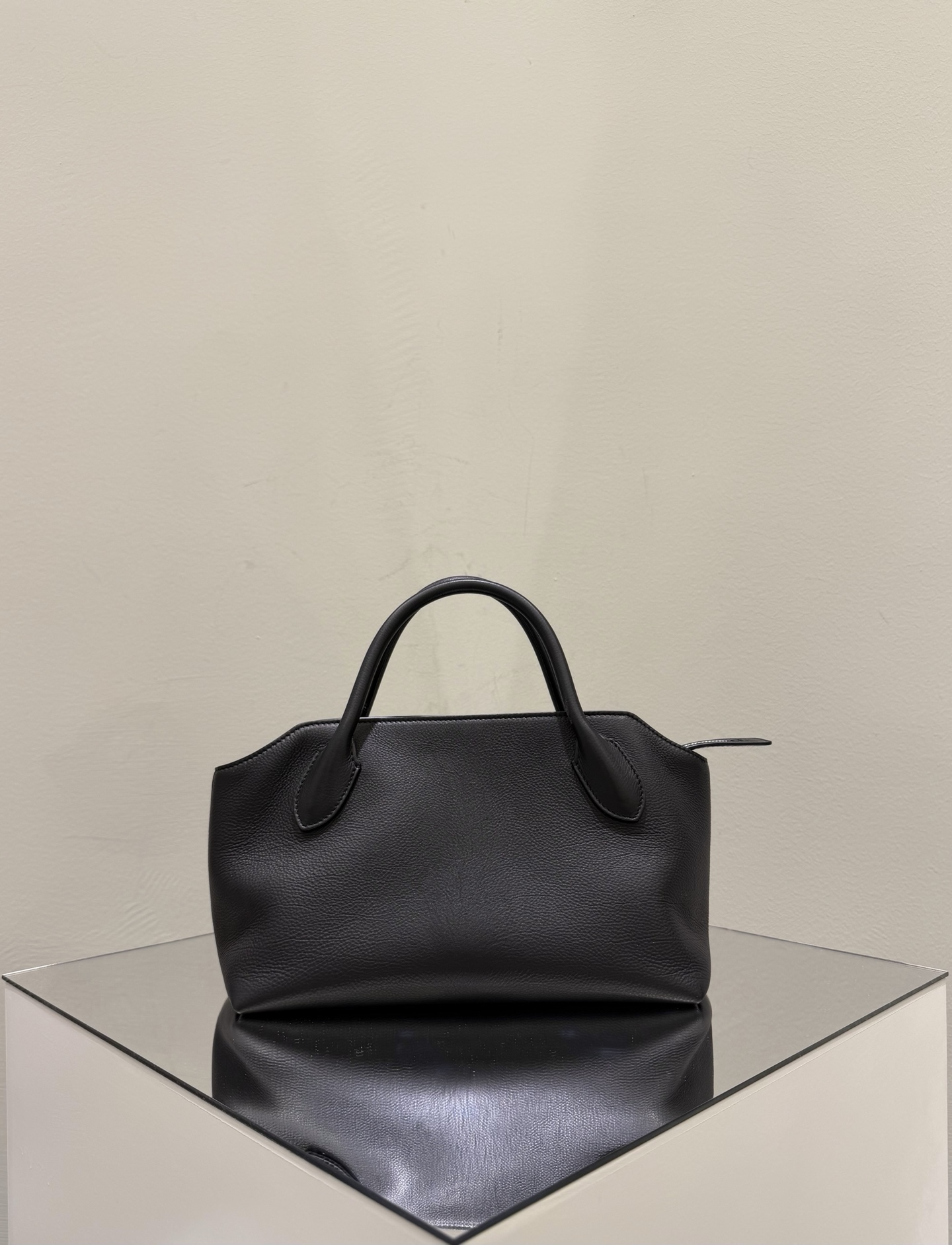 더로우 가방 75472 The Row Bag
