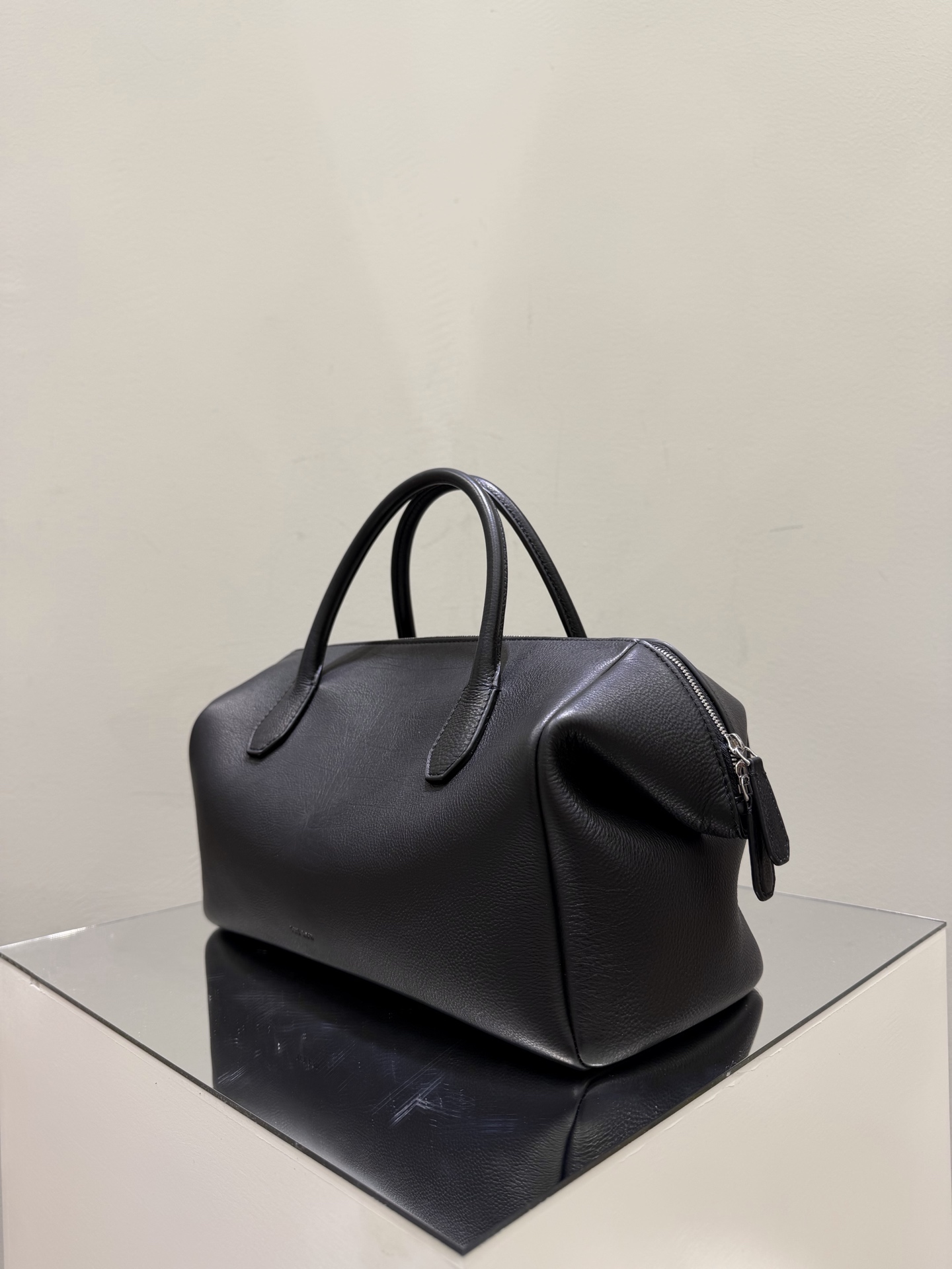 더로우 컴팩트 볼링 백 가방 상세 이미지 2