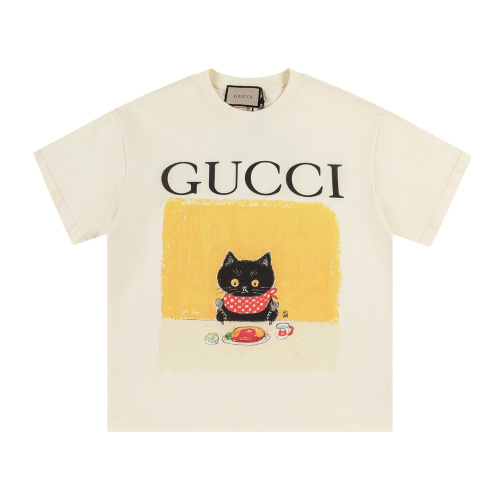 Gucci Cotton T-Shirt with Cat Print - Short Sleeve, Round Neck, Relaxed Fit 1 Gucci Cotton T-Shirt with Cat Print - Short Sleeve, Round Neck, Relaxed Fit
