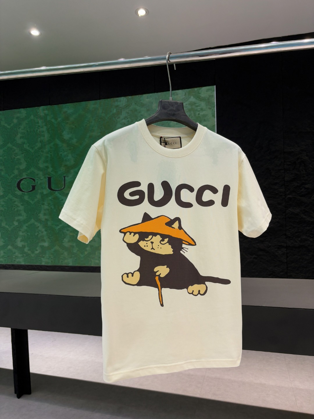 【Número de modelo】: 505, @65 ¡Nuevo producto Gucci! Camiseta de manga corta de alto gramaje de la colección de principi…