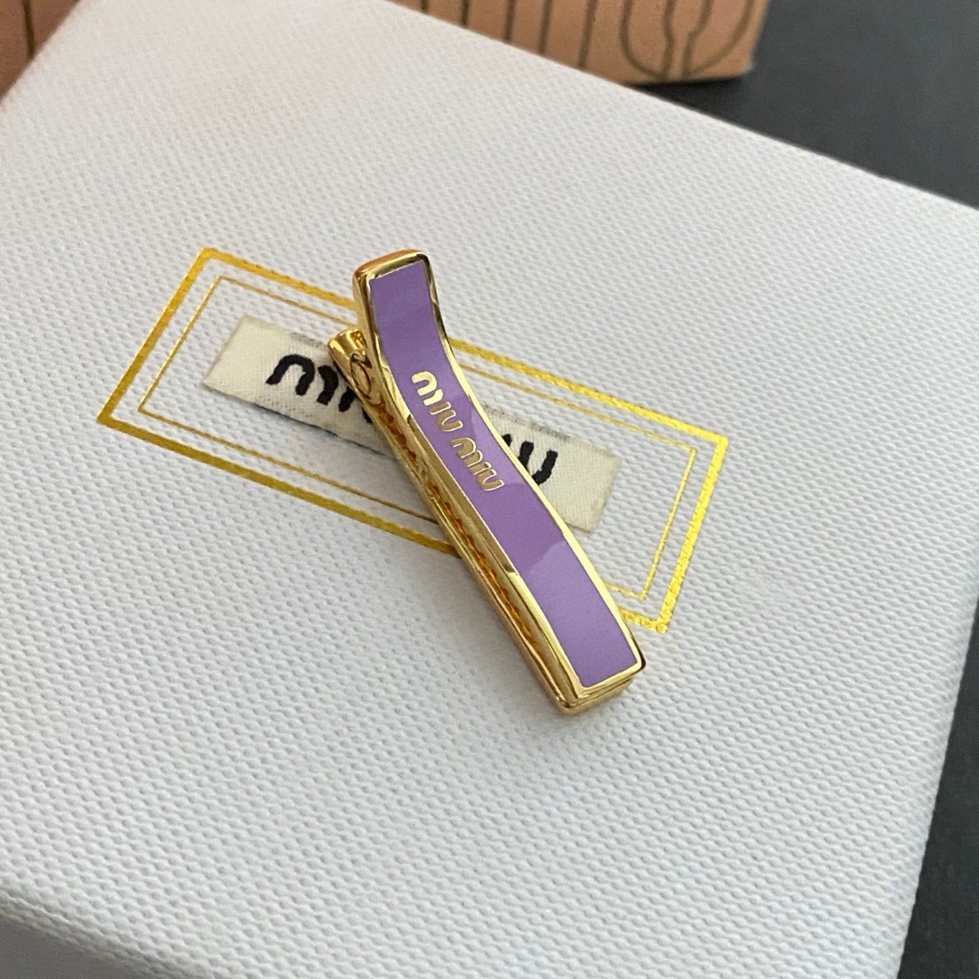 Miu Miu Reversible Bucket Hat: Logo Jacquard vs. Solid Silk, Adjustable Chin Strap 16 a1749902006167 4080