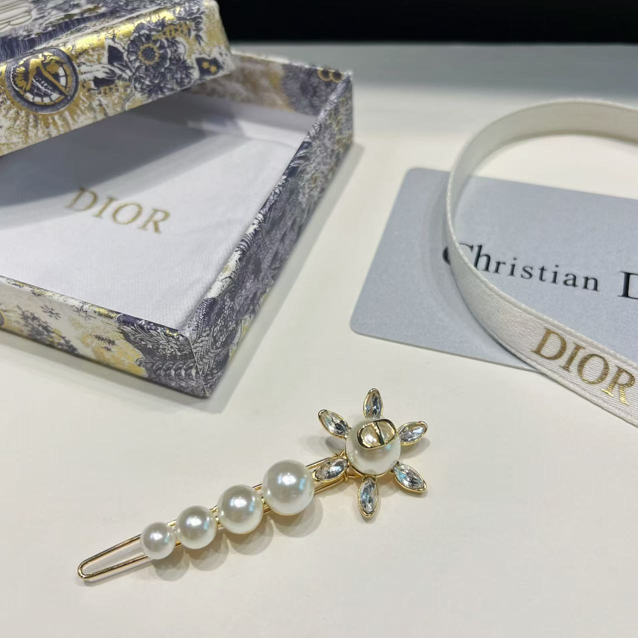 Dior New Headwear 2026: Berets, Caps & Bandanas - Latest Designer Fashion Accessories 9 a1751027577087 6148