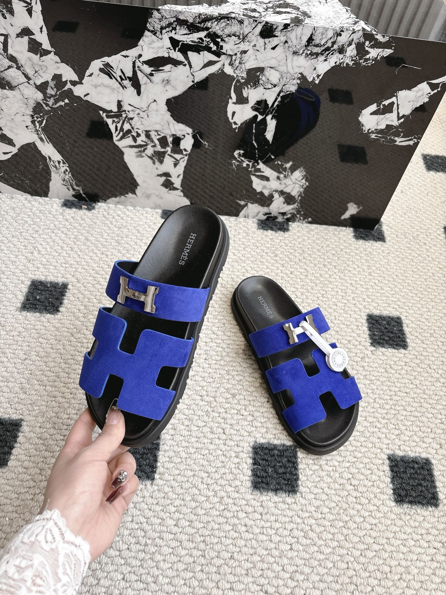 Hermès 男码+10 Hermes 爱马仕 2025新款二舅拖系列 一直都很火爆的二舅拖鞋 随意各种搭配都很棒