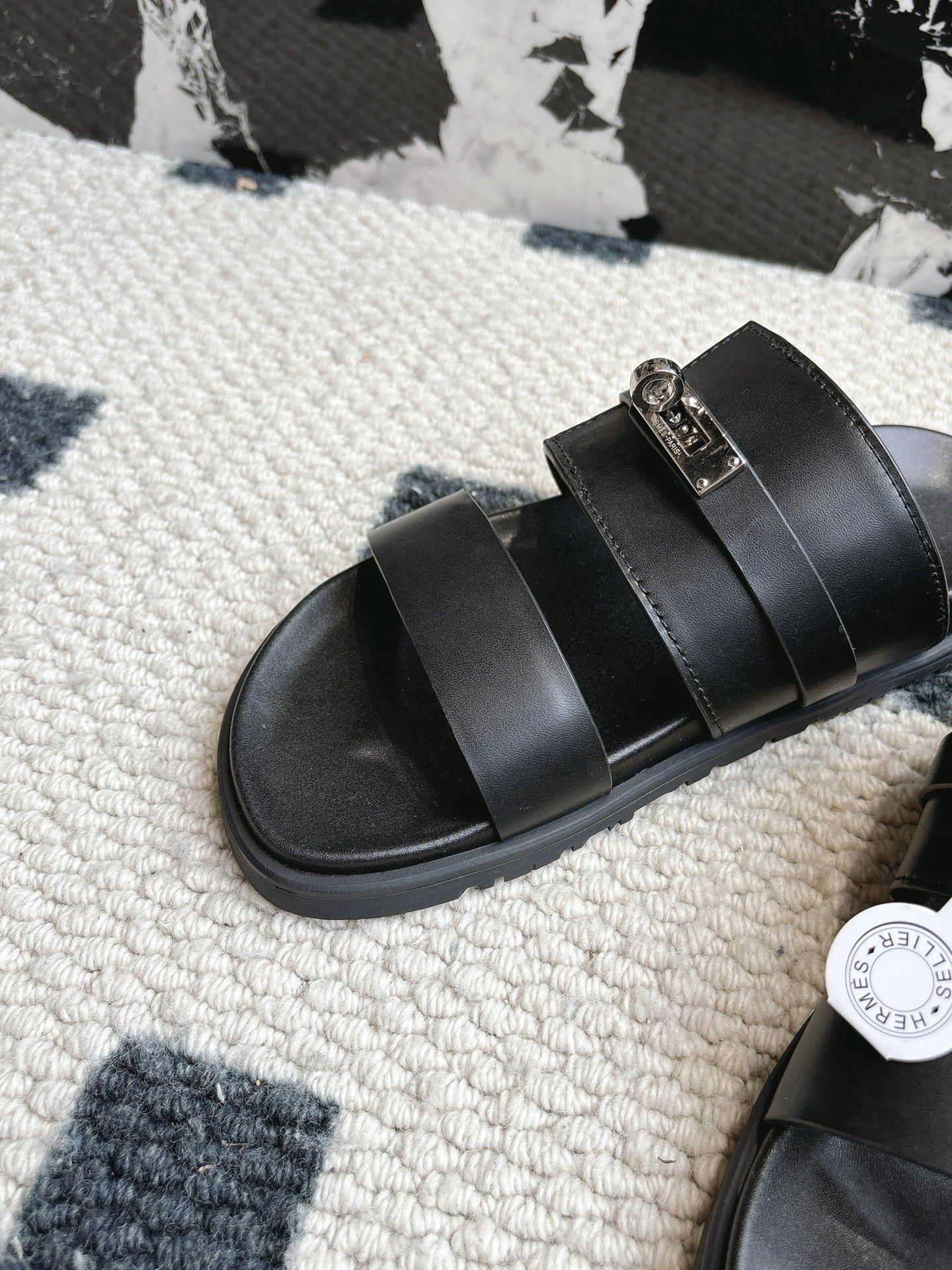 Hermès 男码+10 Hermes 爱马仕 2025新款二舅拖系列 一直都很火爆的二舅拖鞋 随意各种搭配都很棒