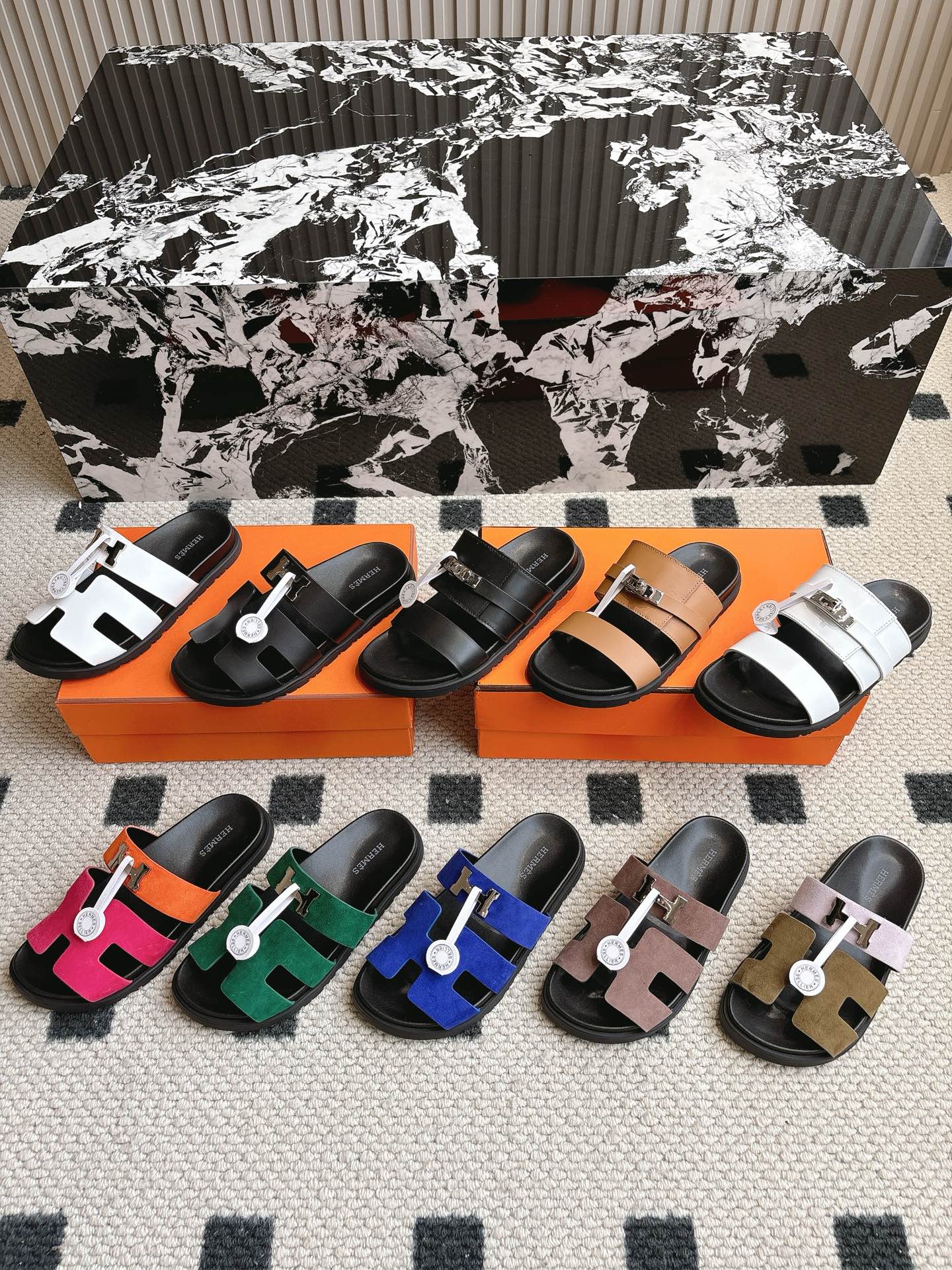Hermès 男码+10 Hermes 爱马仕 2025新款二舅拖系列 一直都很火爆的二舅拖鞋 随意各种搭配都很棒