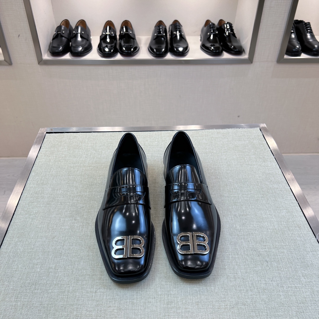 NO:679814,[Ba*] High-end boutique, original order, purchasing agent level, upper material, top original imported cowhide, toe design, with original fasteners - unique British fashion style, the inner foot pads are all made of top cowhide, original custom-made exclusive leather outsole, Size 39-44 (38,45 customized, non-refundable and non-exchangeable),,cowhide,Leather soles19860909【巴*】 高端精品 原单 代购级别 鞋面材质,顶级原版进口牛皮,鞋头设计,搭配原单扣件 -独特英伦时尚风 内里垫脚均用顶级牛皮 原版订制专属真皮大底 Size 39-44(38,45订制不退不换）,,cowhide,Leather soles,Men's shoes