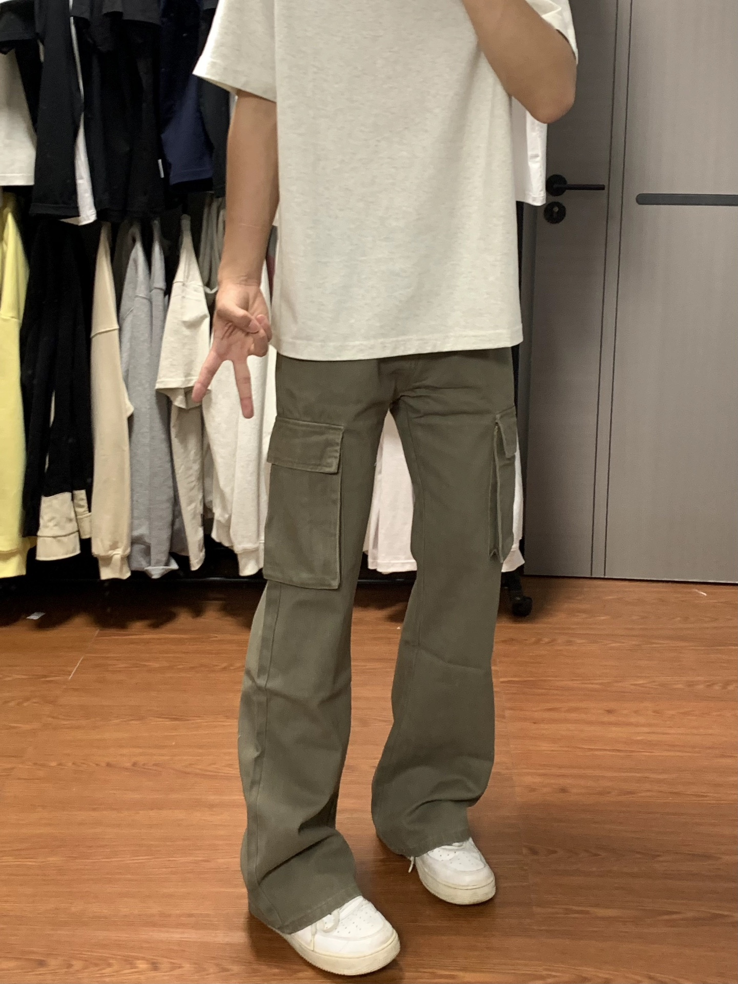 Carhartt Kahart Heavy Water Embroidered Lumber Pants in Old Brown: Sizes M-XXL. - 图片 9