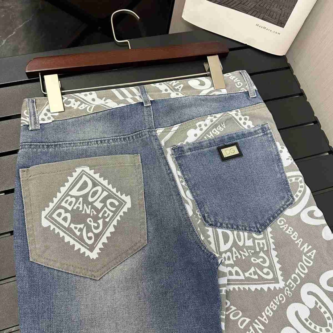 Luxurious DG Gold Embroidered Black Jeans for Spring and Summer Fashion - 图片 3