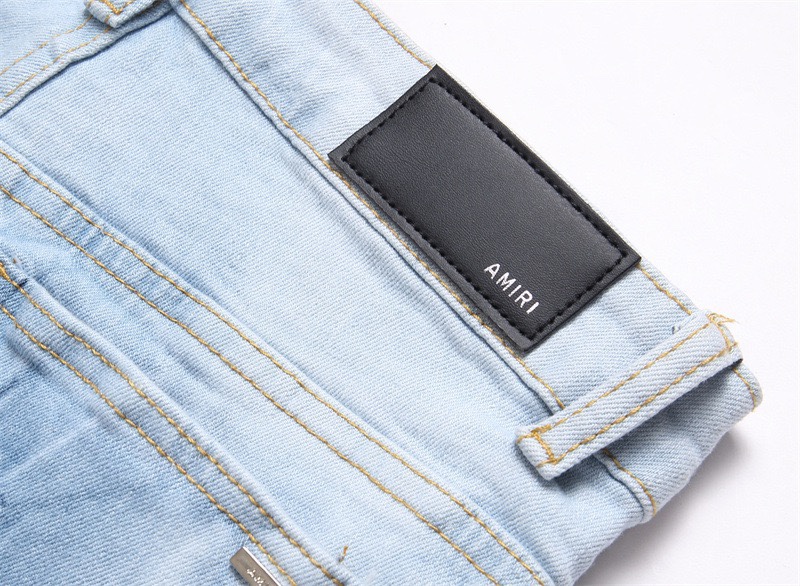 Autonomous AMIRI Embroidery Jeans: Hand-Coded Logo Buttons, Water Wash Blue, Sizes S-XL - 图片 7