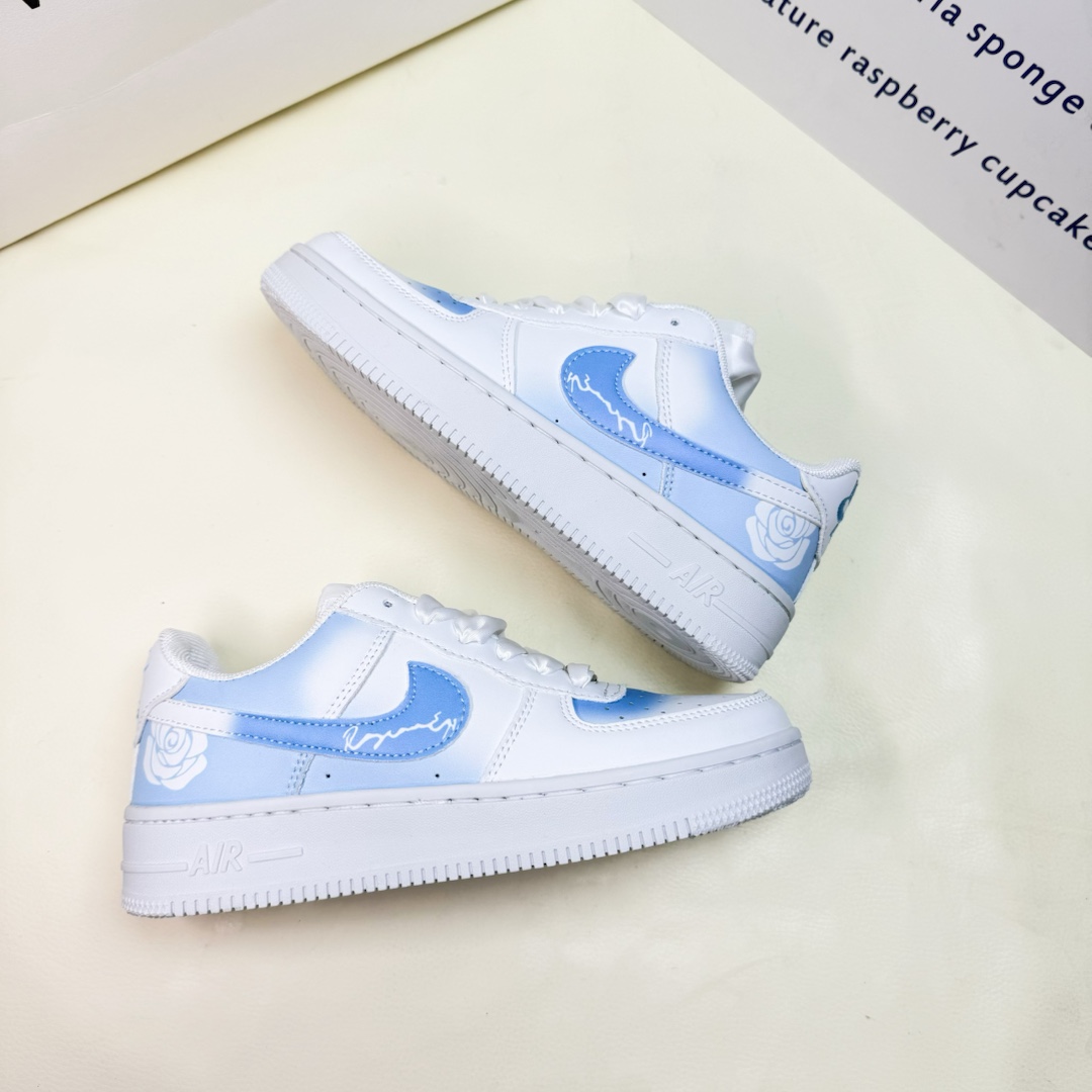 💰99 特价🔥🔥🔥    空军一号蓝色妖姬size36-44，，.