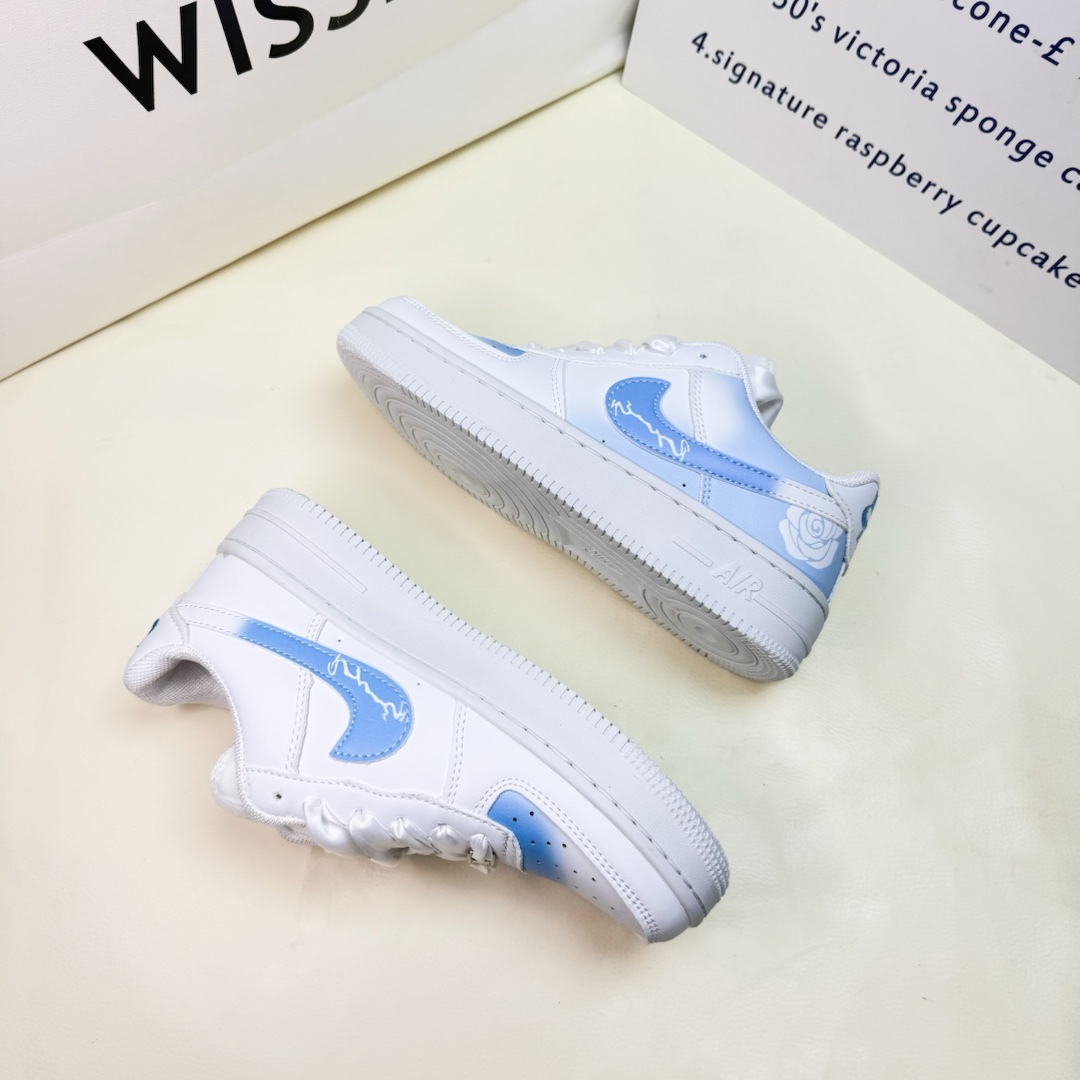 💰99 特价🔥🔥🔥    空军一号蓝色妖姬size36-44，，.