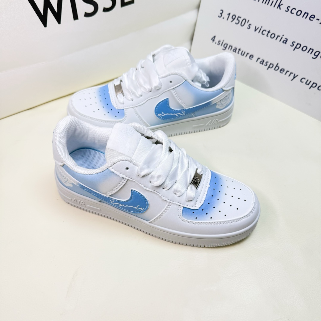 💰99 特价🔥🔥🔥    空军一号蓝色妖姬size36-44，，.