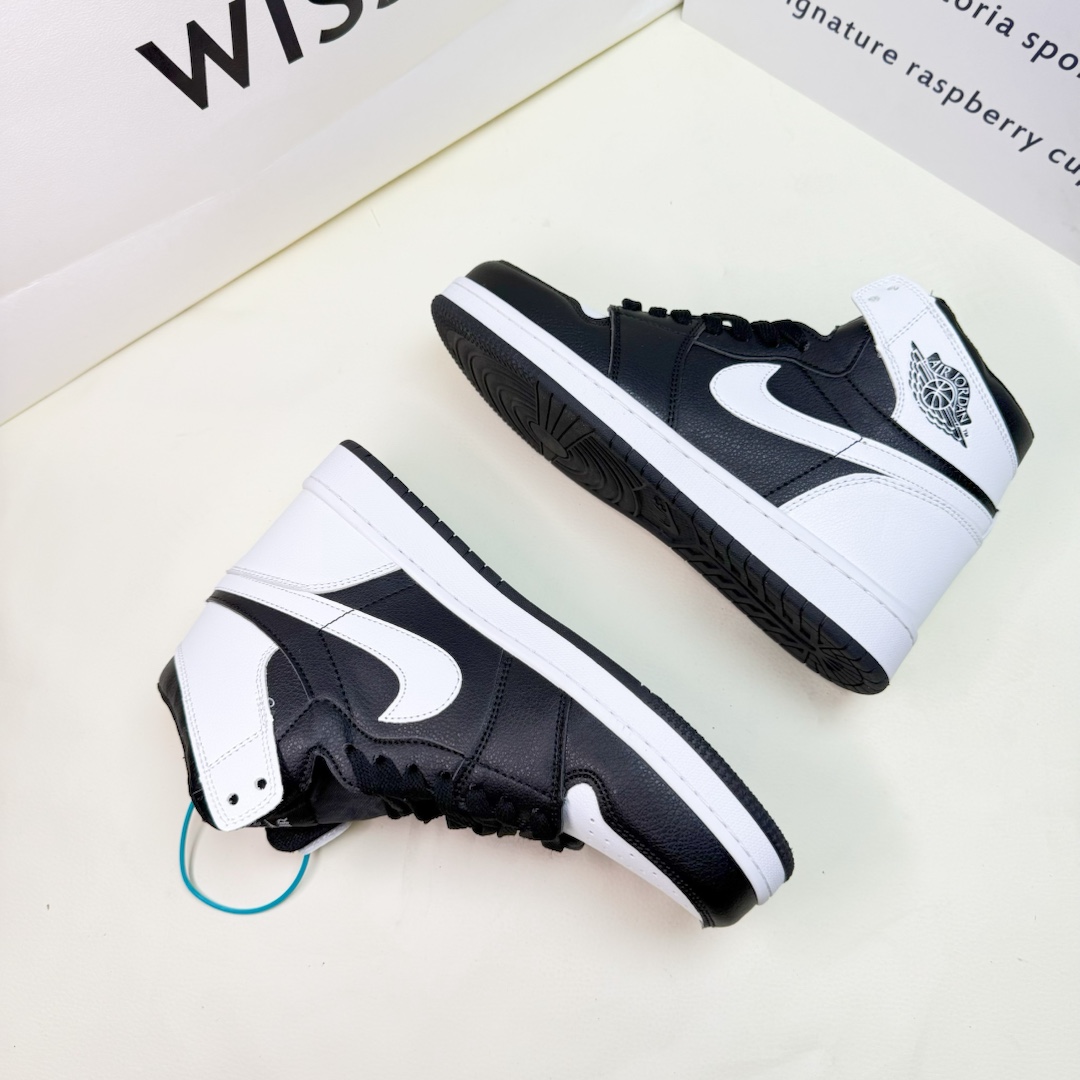 💰99 特价🔥🔥🔥    包邮 AJ1高帮反转熊猫莆田拉帮工艺码数36-44