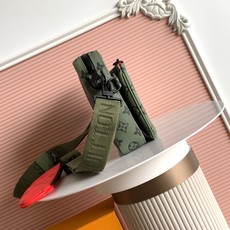 动态芯片顶级原单 M23783绿色三件套.本款 Trio 邮差包以 Monogram 涂层帆布塑就三合一 动态芯片顶级原单 M23783绿色三件套.本款 Trio 邮差包以 Monogram 涂层帆布塑就三合一