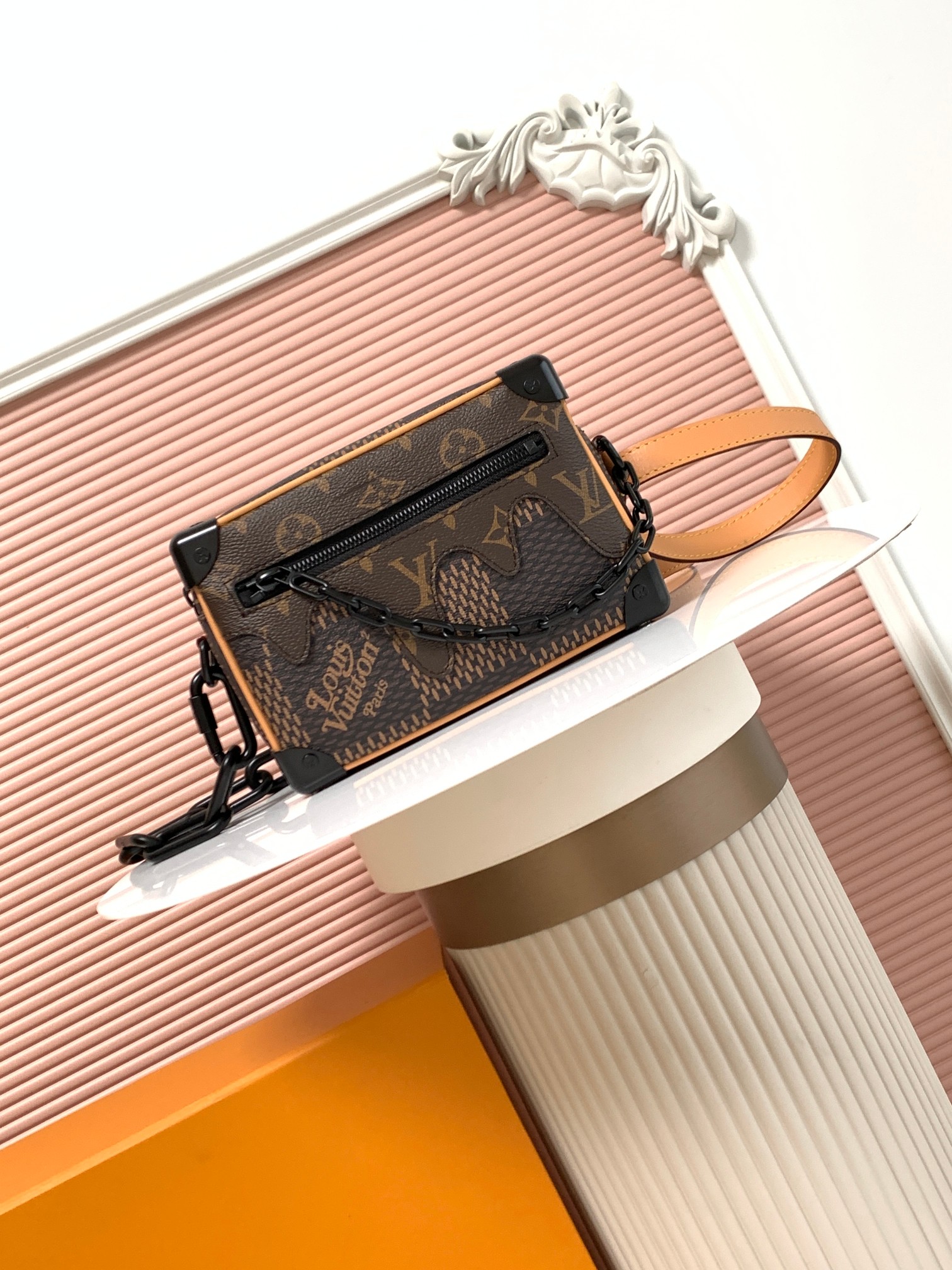 Chip de transcodificación original superior P 450P M60394✨El bolso de cadena Mini Soft Trunk hace que la superficie del…