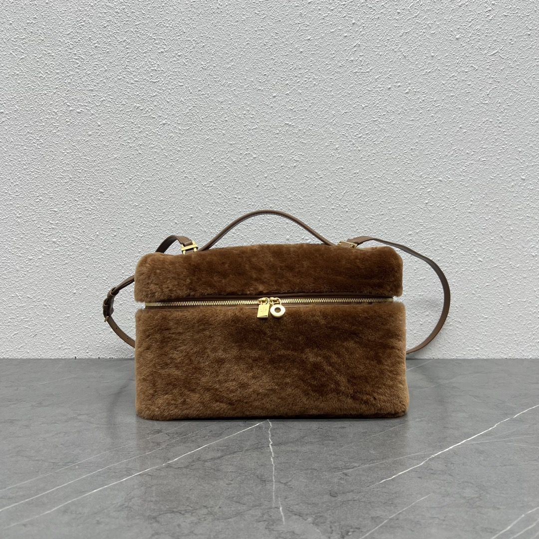 Loro Piana Crossbody & Shoulder Bags Replica Best
 Brown Cashmere Winter Collection