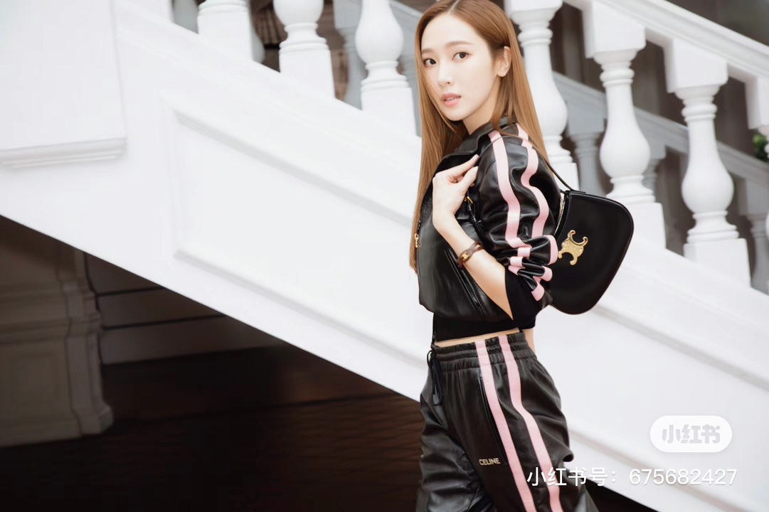   运动夹克, 运动长裤包 6