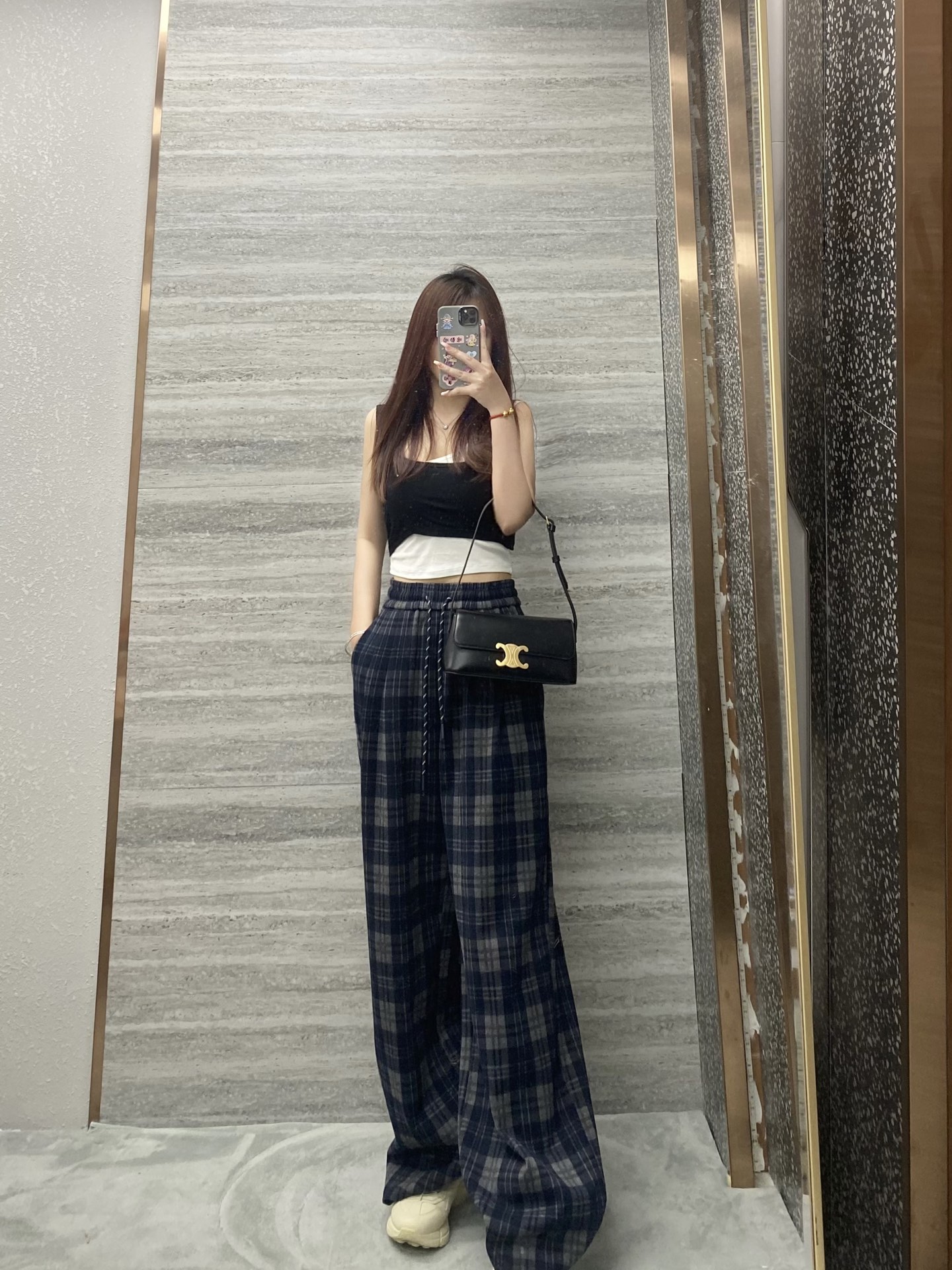 小姐姐上身图…
120553