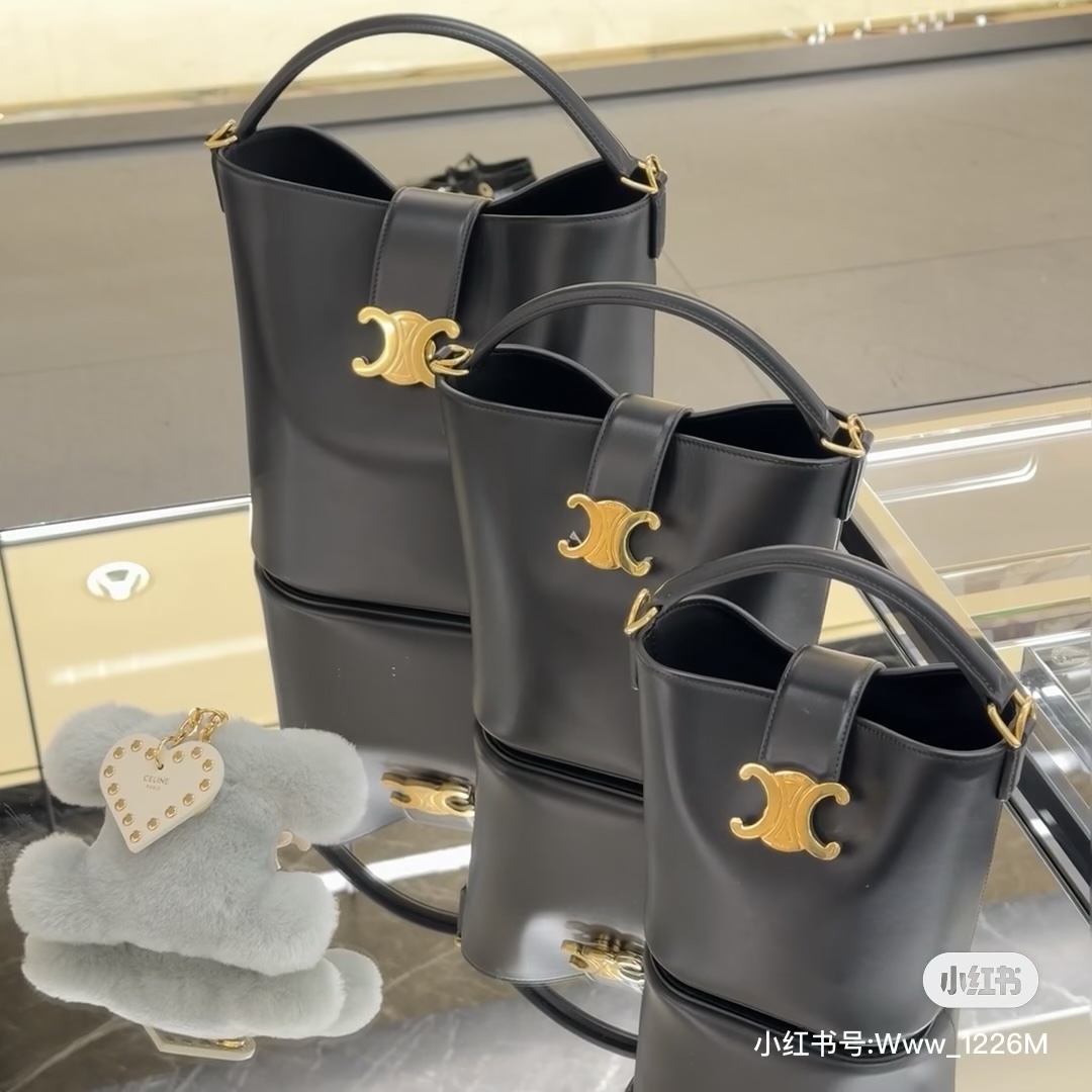 Lousie 全家桶～ 
大中小号！ 
10N473