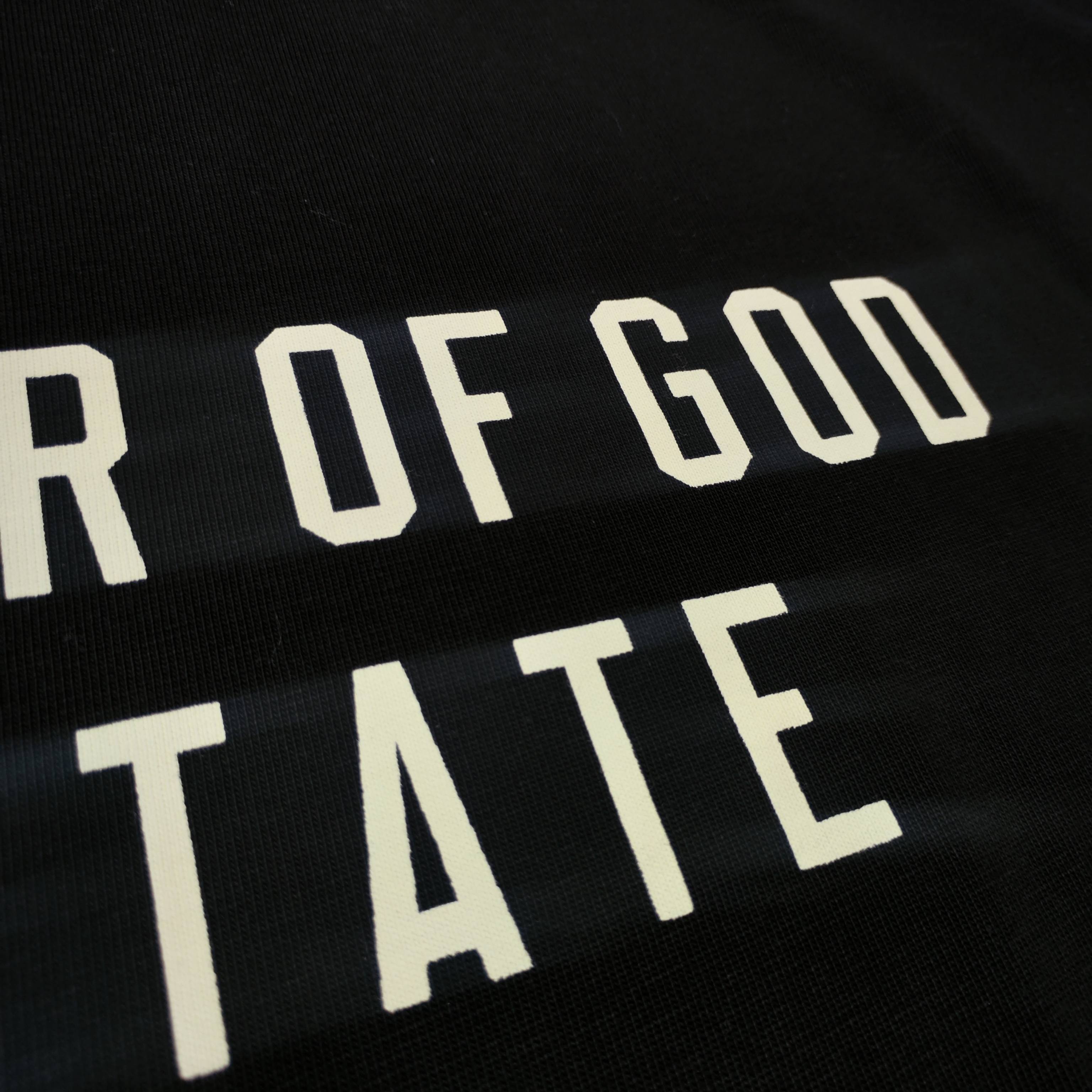 91💰Fear of God Essentials FALL24 HOLIDAY系列 Fleece Hoodie男女同款 品牌字母印花短袖男女同款
高品面料采用高端260克面料!超级重磅面料丝滑柔顺!不变形,不起球!
三道质检制规整 做工精致 ,上身舒适透气有质感。
后背定制3D硅胶铭牌。
区别于中规中矩的卫衣,他的设计让它可以行走在更多的场合,无论是运动还是商务,休闲还是正式,都可以完美的融合在当下的穿搭。纯棉的面料吸汗又柔软,非常适合春秋季节的穿着~百搭又好看的一件潮人单品,入手不亏!
颜色: 琥珀金 曜石黑
尺码:XS-XL