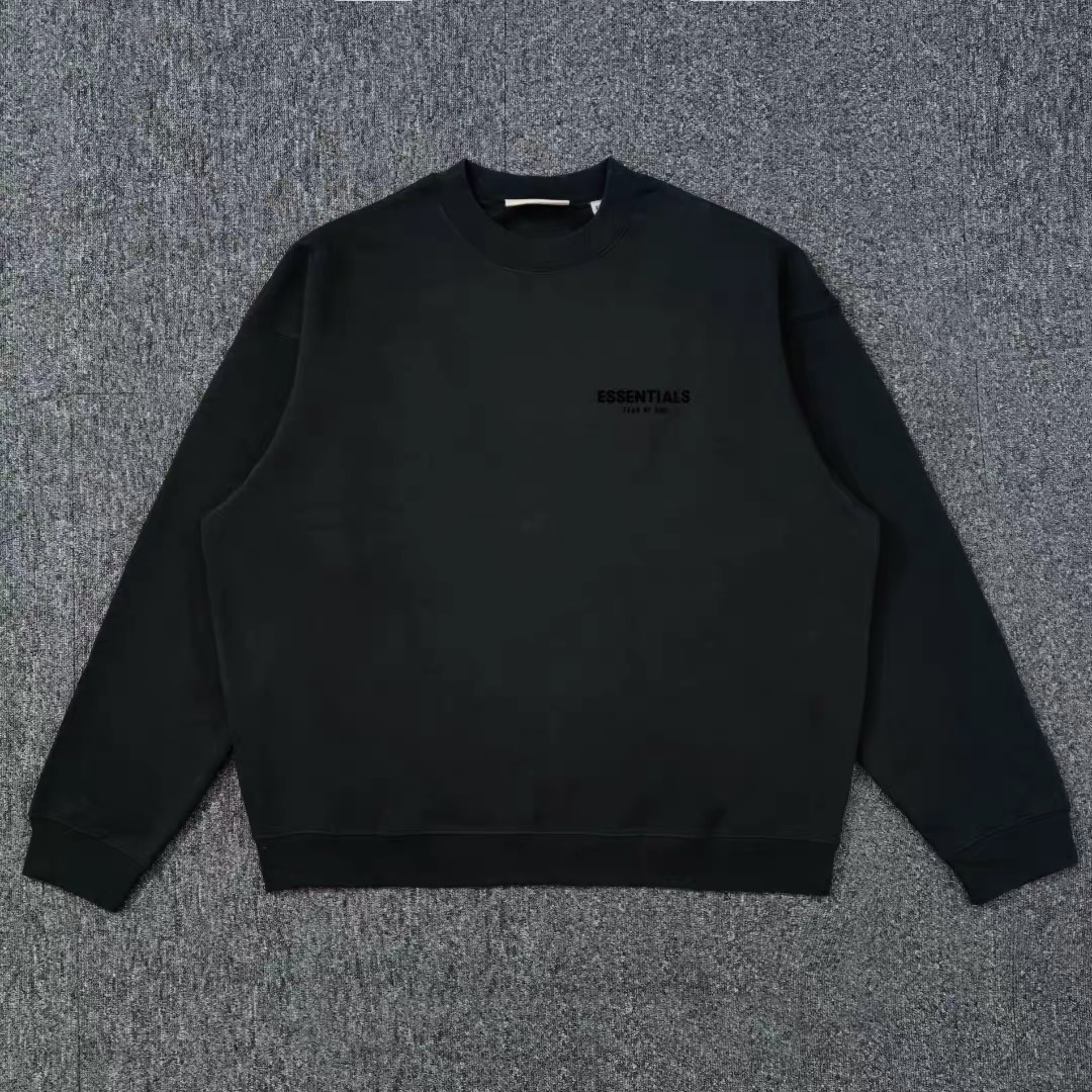 107💰【款号278/黑色】顶级版本FEAR OF GOD ESSENTIALS FOG胸口后背植绒男女情侣明星同款秋冬纯棉圆领卫衣
第八季最新款植绒LOGO帽衫一出,可谓是爆款中的爆款,各大明星抢先上身!植绒技术的称托和FOG简约的高街时尚风格首尾呼应,相互称托满满的高级感!同时又时髦百搭 !
ESSENTIALS FEAR OF GOD字母元素的印花 采用进口savdni闪电3000W高频静电植绒机制作 ,原版一致工艺,非绒片。【胸口LOGO FEAR的A字母采用覆盖式,A字母没有镂空,这个是防伪鉴定点】
面料采用的400克纯棉抓绒面料,面料柔软,舒适,垂感十足。
颜色:深麻灰 黑色 浅麻灰
尺码:S-XL