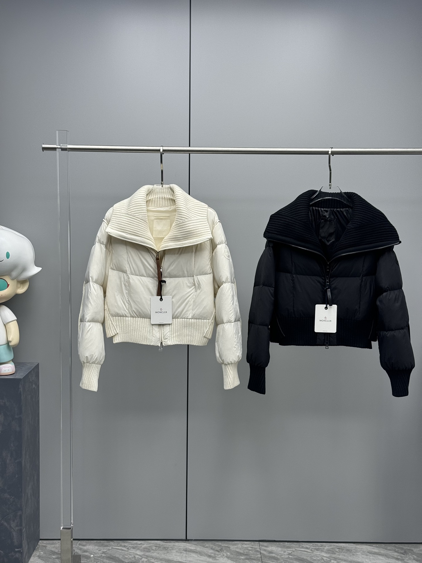 Moncler Vêtements Veste En Duvet Couleur beige Noir Blanc Tricot