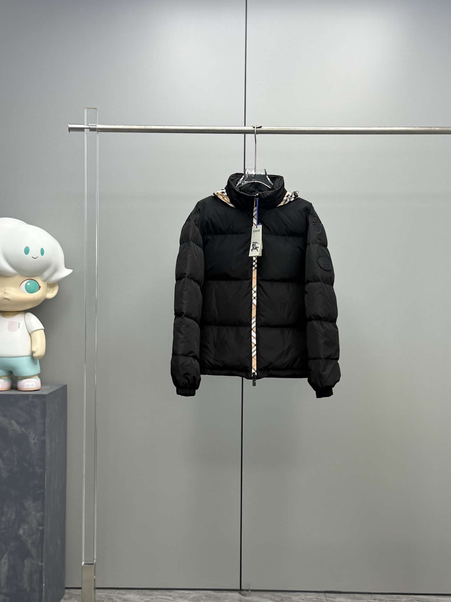 Пуховик Burberry