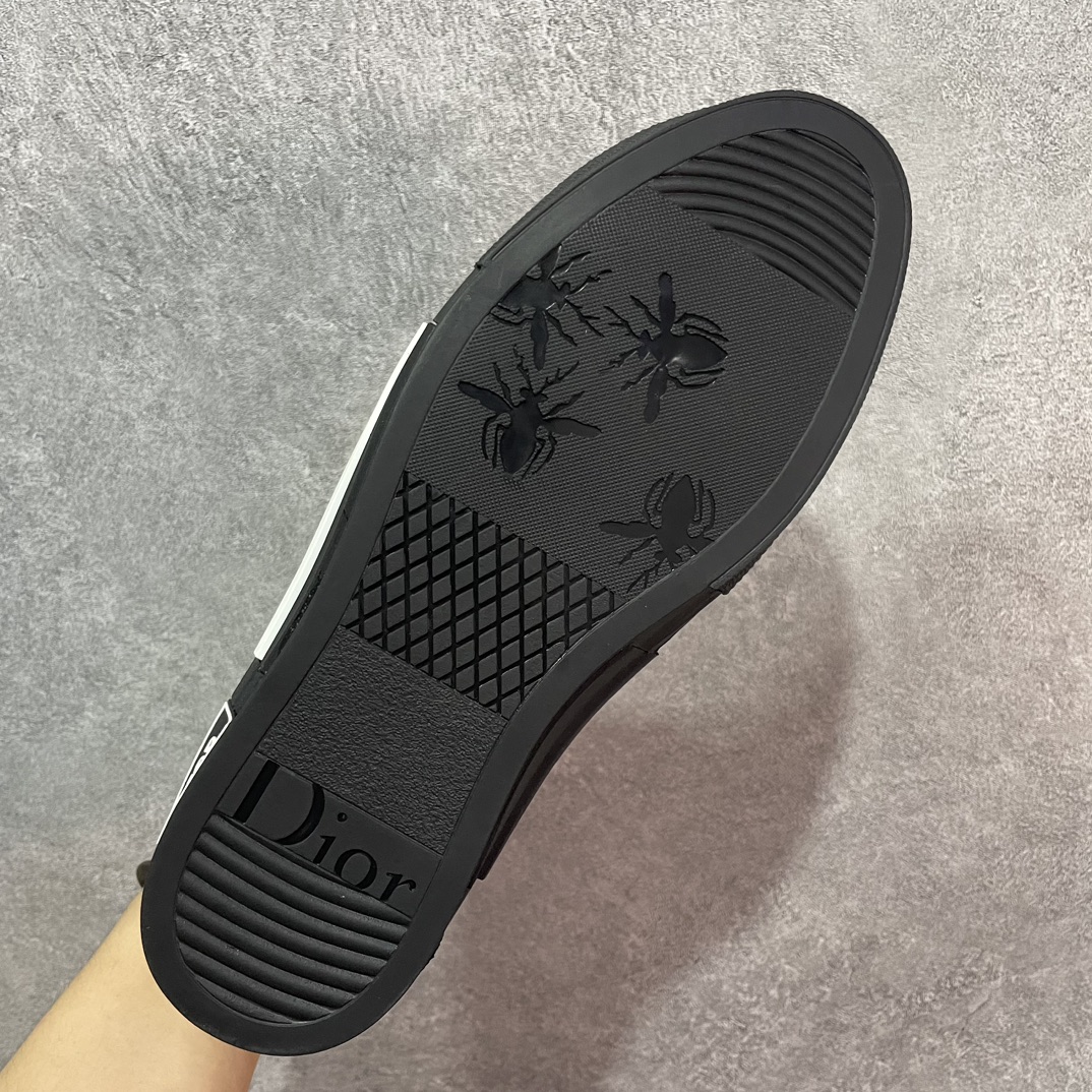 莞产精选代工厂原单品质🔥顶级复刻，秒杀全场，随意对比精修对版 原厂渠道货💰480

DIOR迪奥 B23 oblique 满印logo 黑色

Size:35-46 无期限无理由退换货