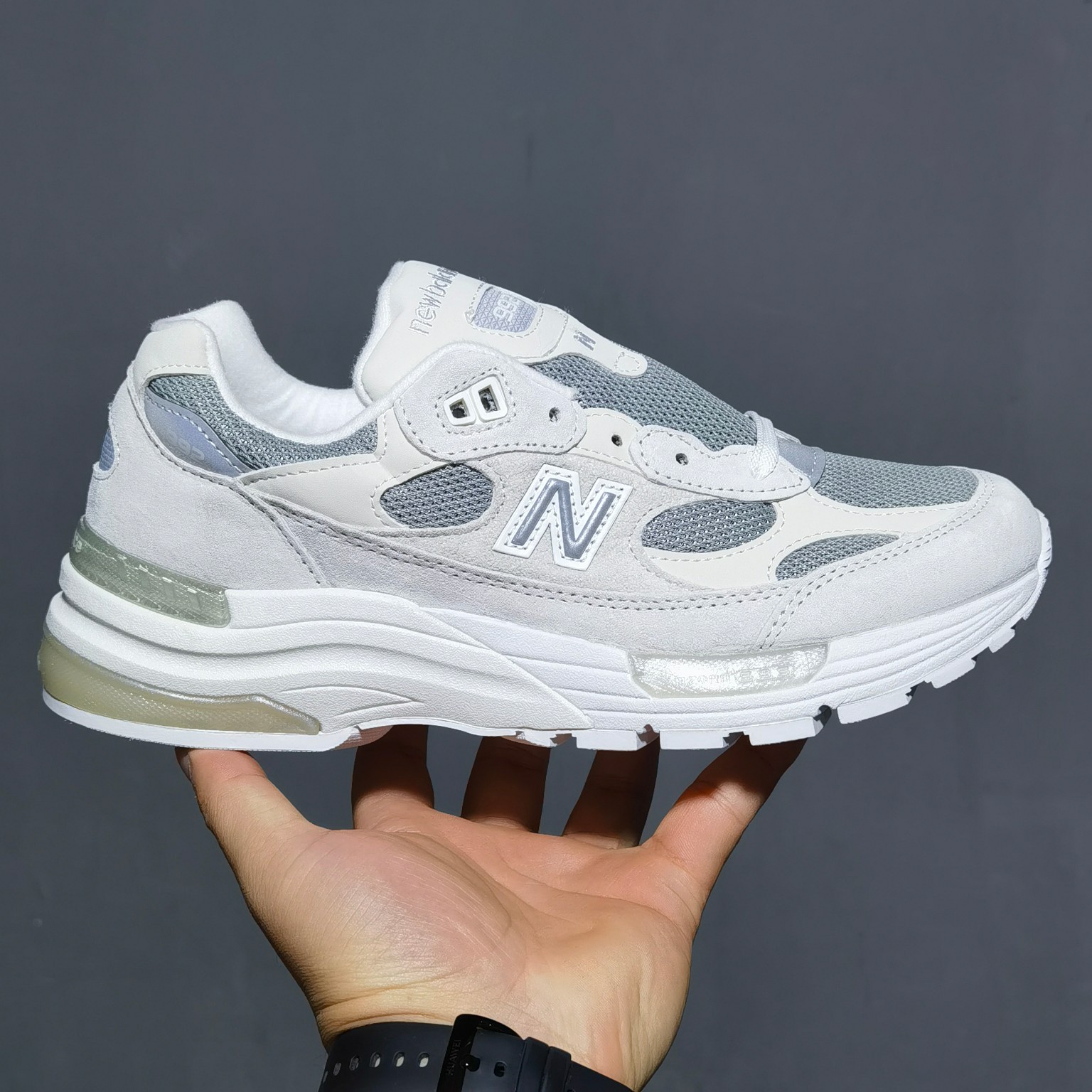 NB992浅灰白尺码36-46.5总裁新M版出品-NewBalance992浅灰白M992NC鞋码363