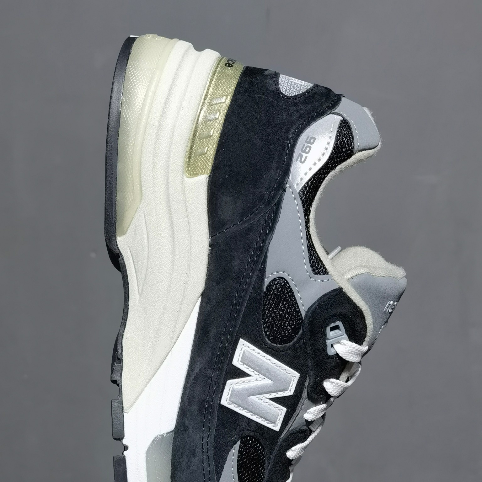 NB992黑灰尺码36-46.5总裁新M版出品-NewBalance992黑灰M992EB鞋码36373