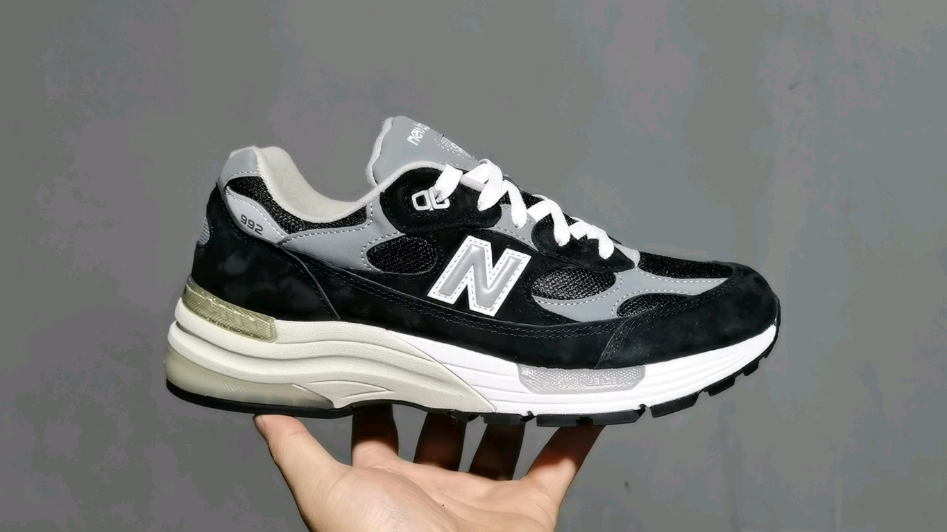 NB992黑灰尺码36-46.5总裁新M版出品-NewBalance992黑灰M992EB鞋码36373