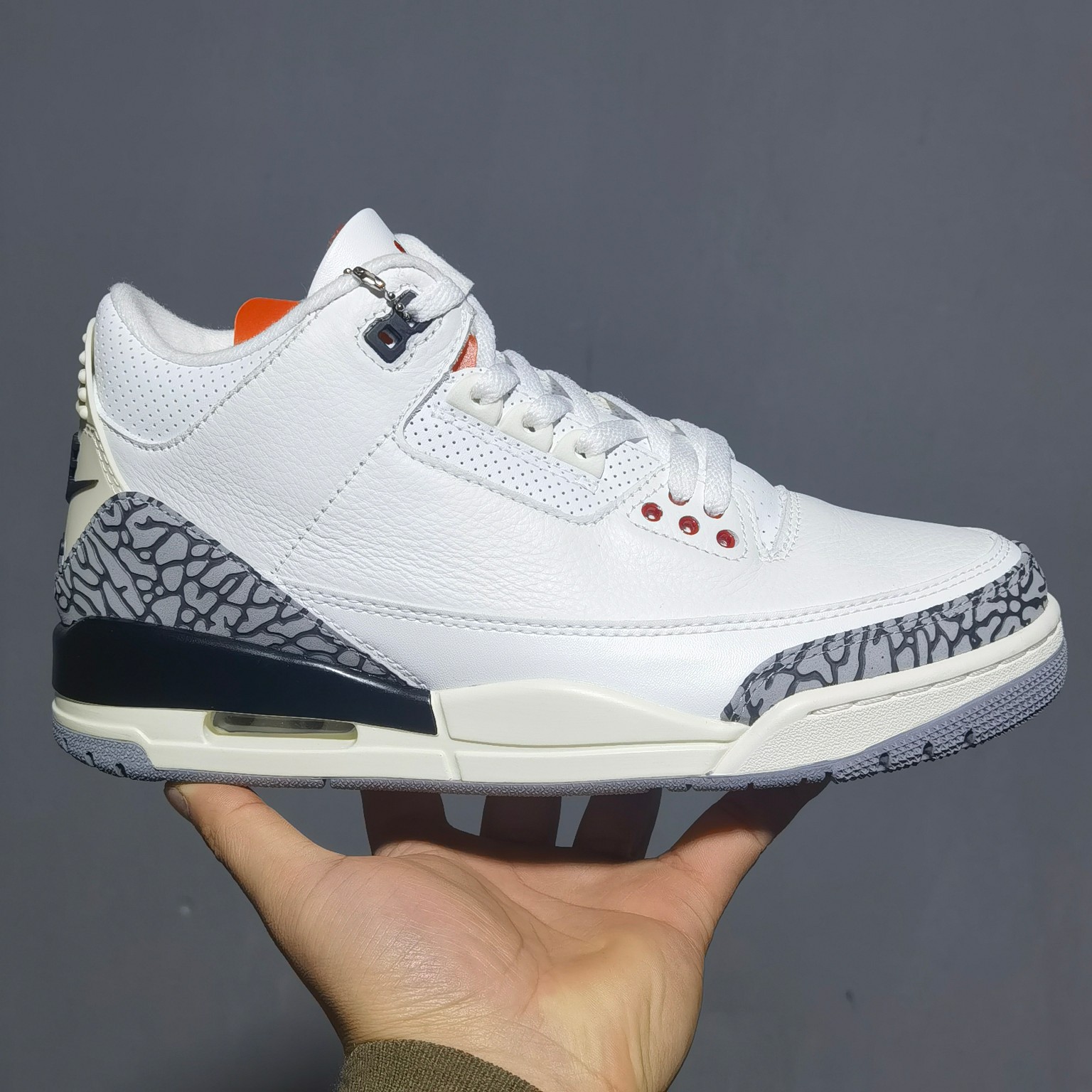 AJ3白水泥做旧尺码:36-47总裁新M出品-AirJordan3AJ3白水泥乔3白灰爆裂纹2023版D