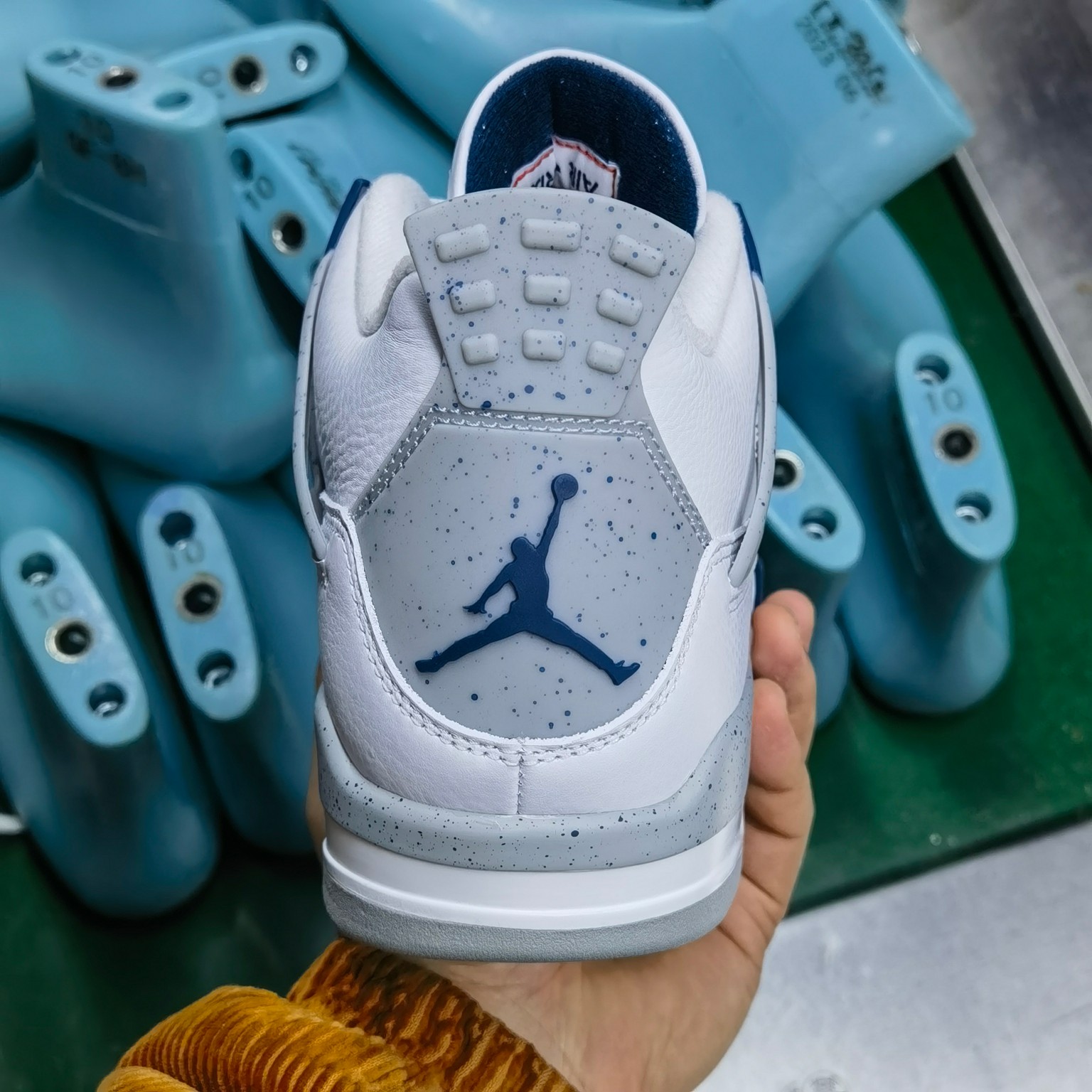 AJ4午夜蓝尺码:40-47纯原出品-AirJordan4AJ4白蓝午夜蓝泼墨复古篮球鞋DH6927-1