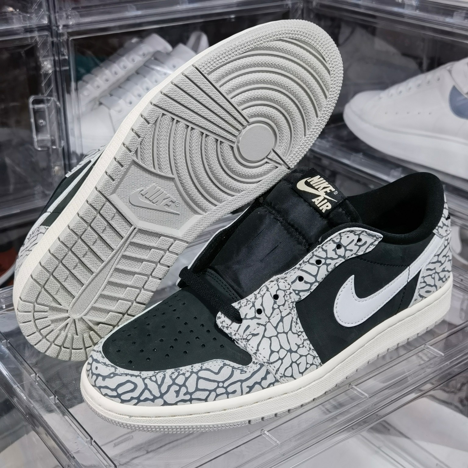 AirJordan1RetroLowOG“BlackElephant”爆裂纹大象CZ0790-00140