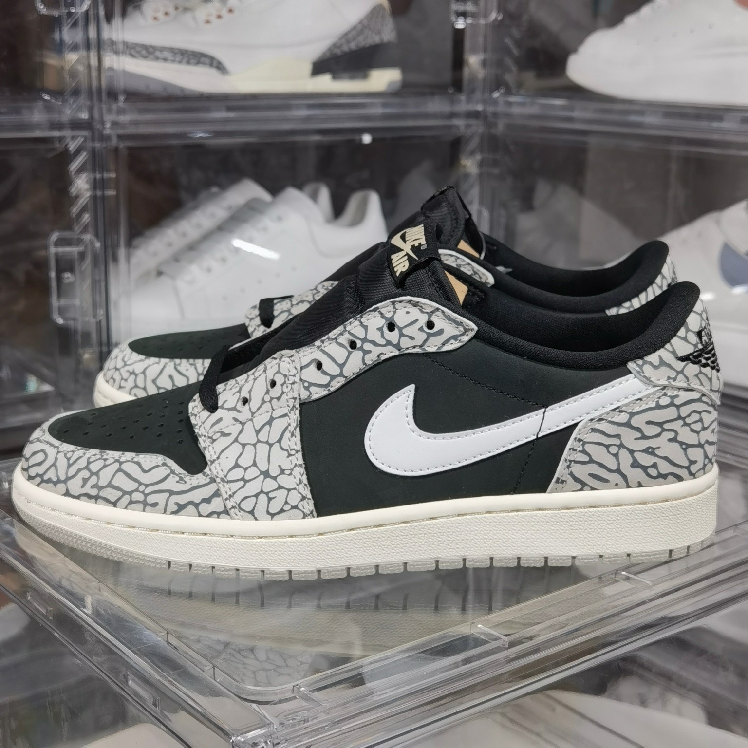 AirJordan1RetroLowOG“BlackElephant”爆裂纹大象CZ0790-00140