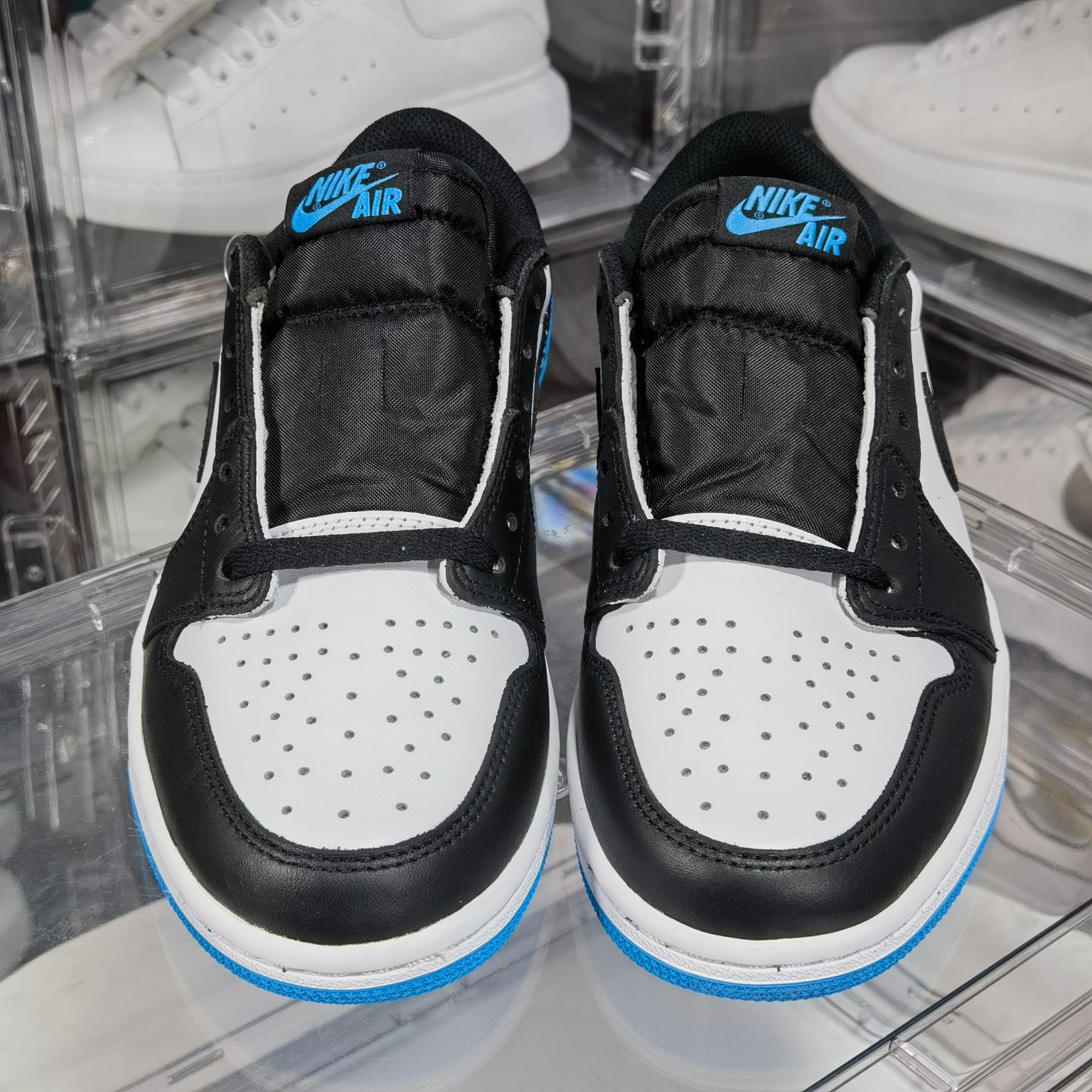 AirJordan1RetroLowOG“UNC”黑白蓝CZ0790-1044040.5414242.5